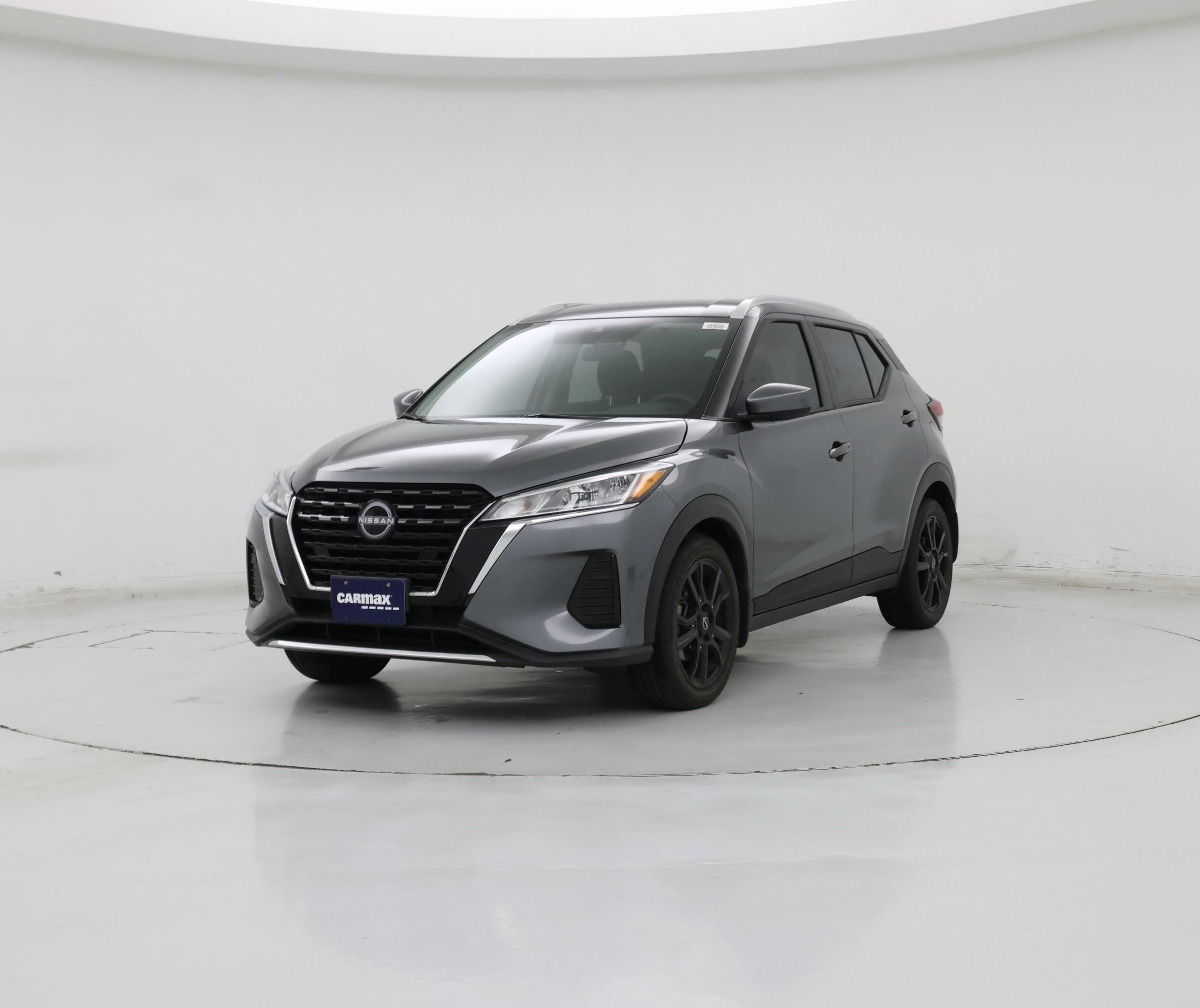 Thumbnail: 2023 Nissan Kicks - 4