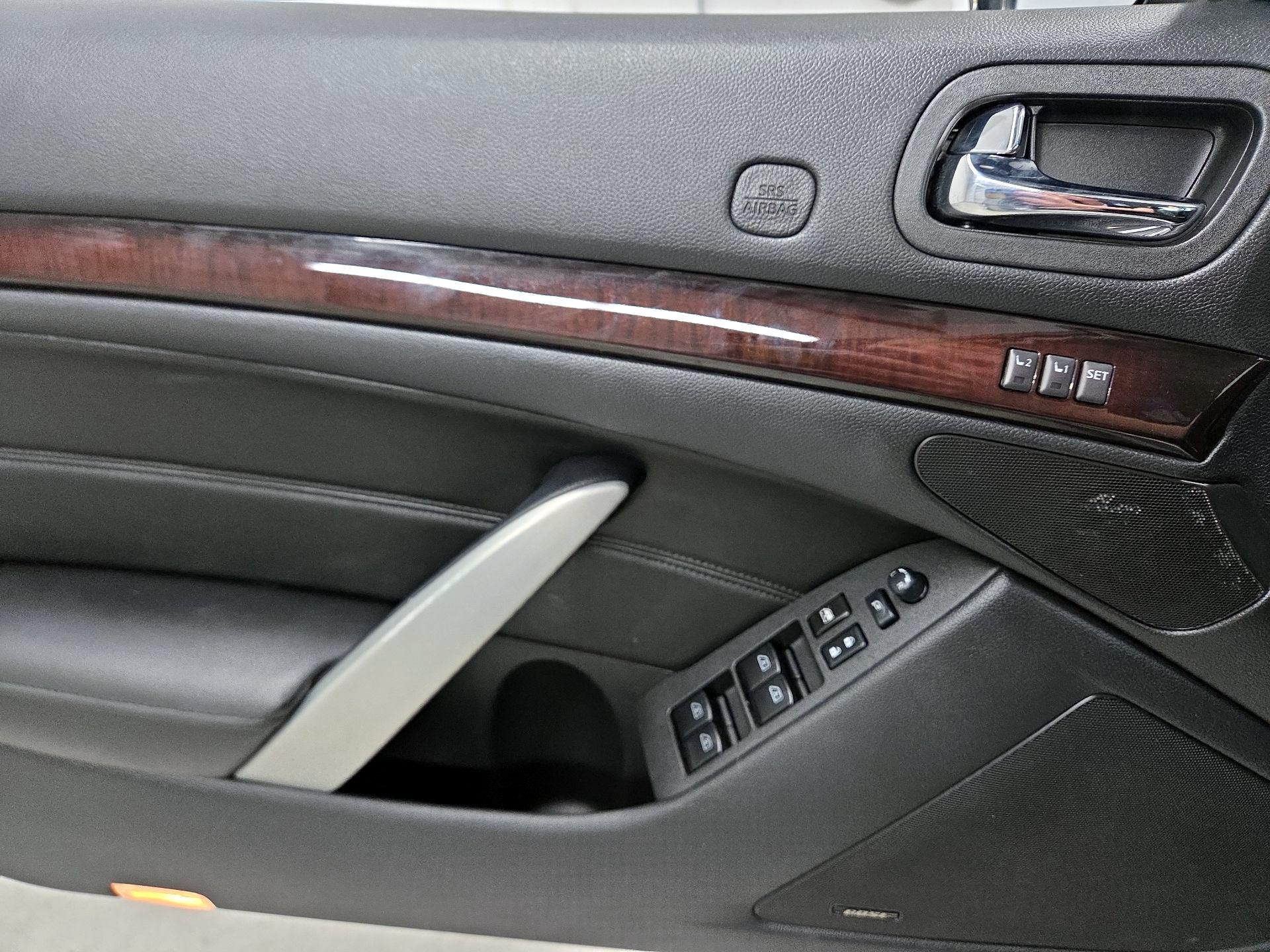 Thumbnail: 2014 INFINITI Q60 - 12