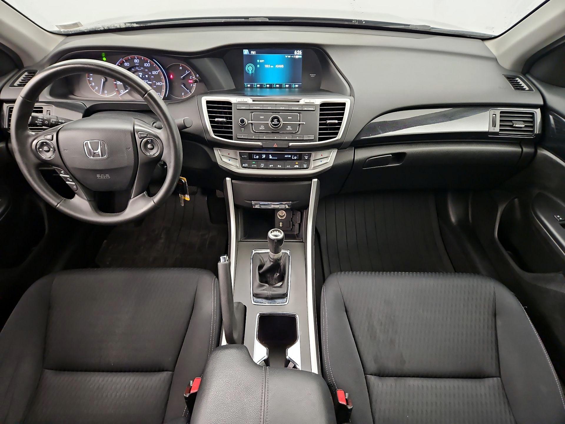 Thumbnail: 2015 Honda Accord - 9
