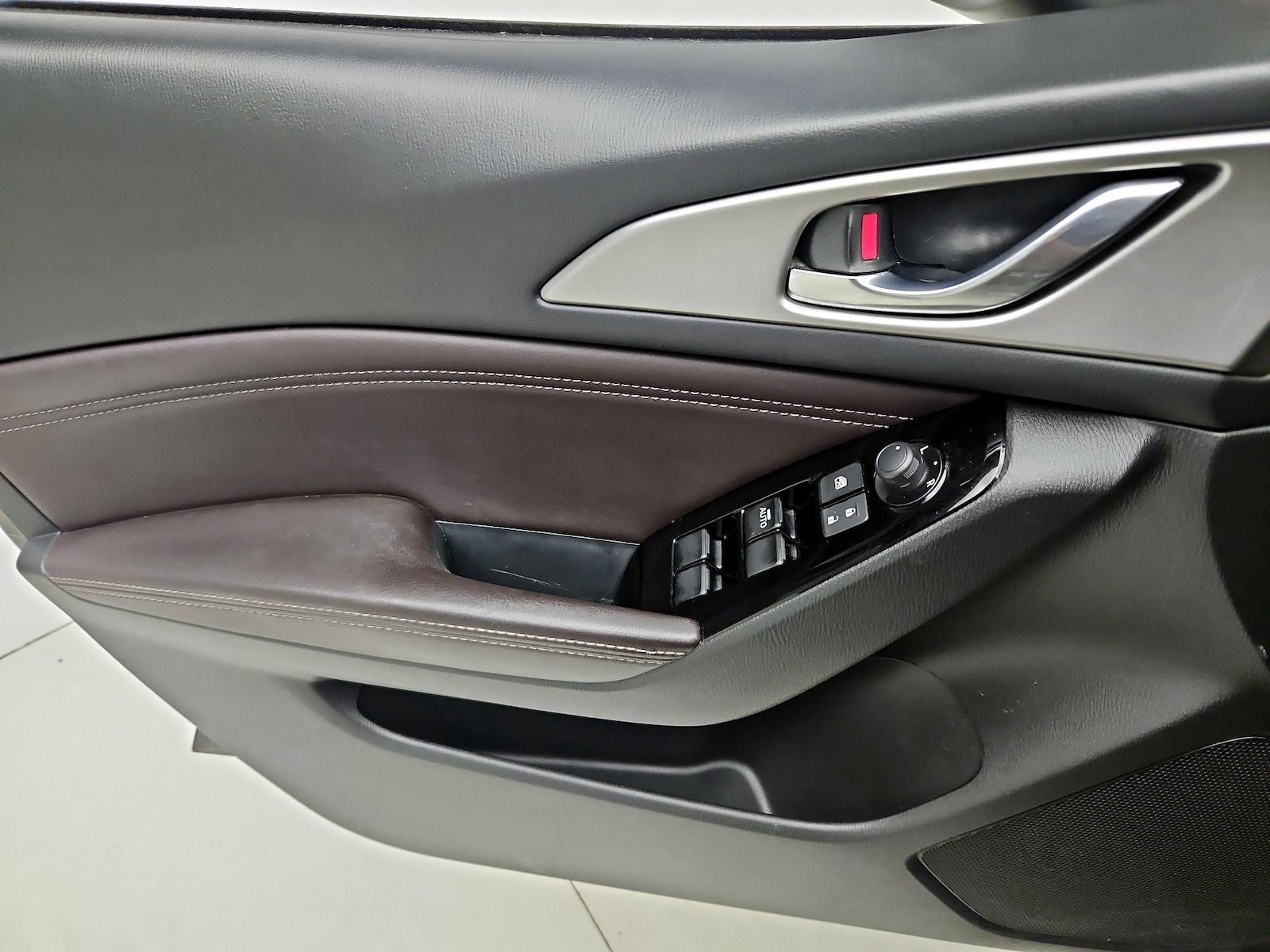 2018 Mazda Mazda3 Touring - Photo 13