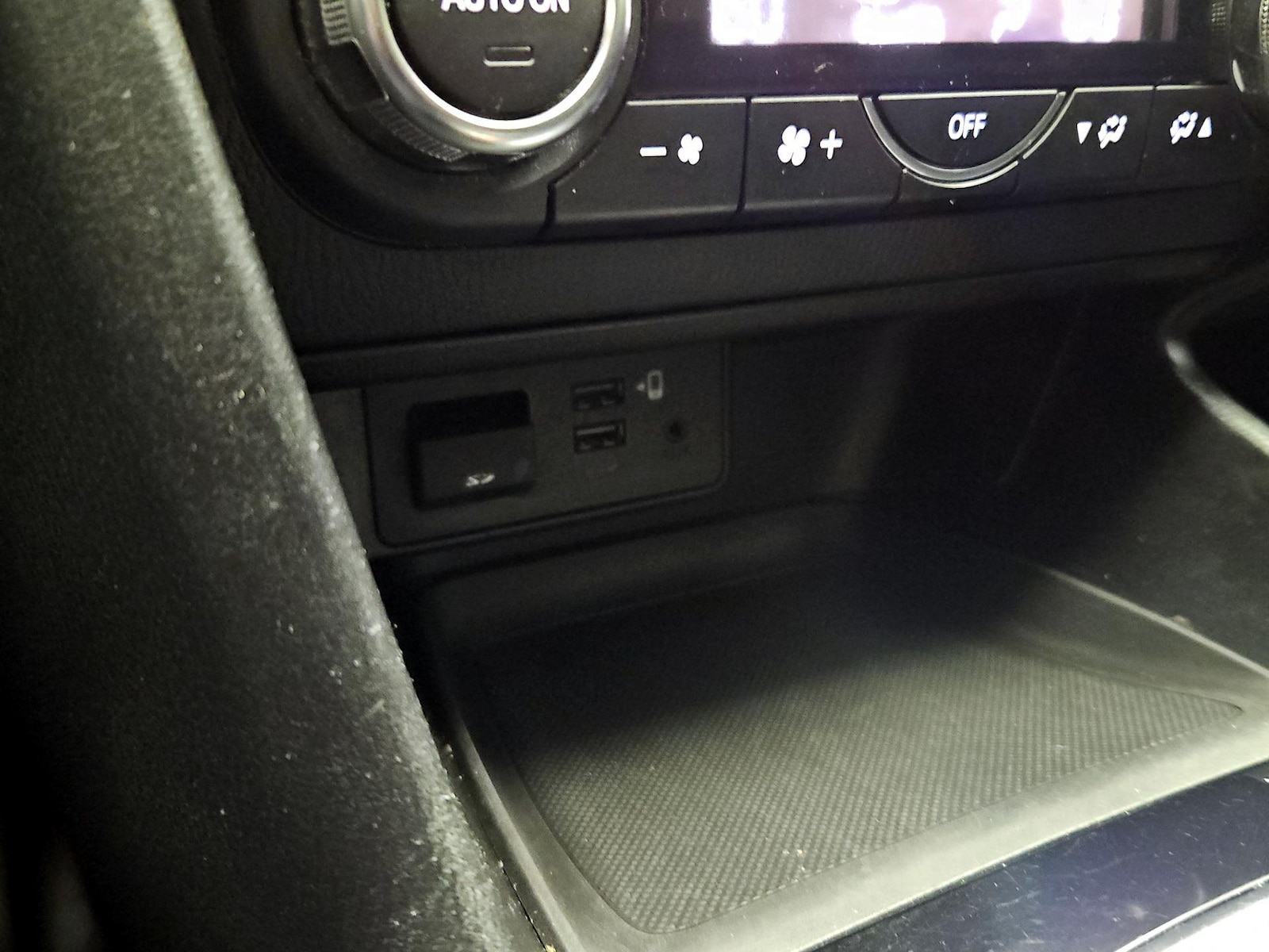 2018 Mazda Mazda3 Touring - Photo 19
