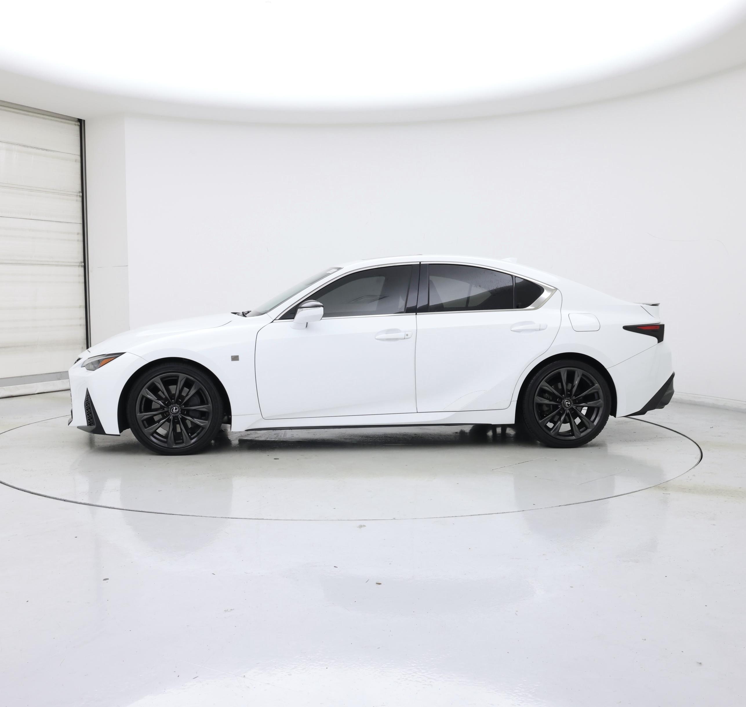 Thumbnail: 2023 Lexus IS - 3