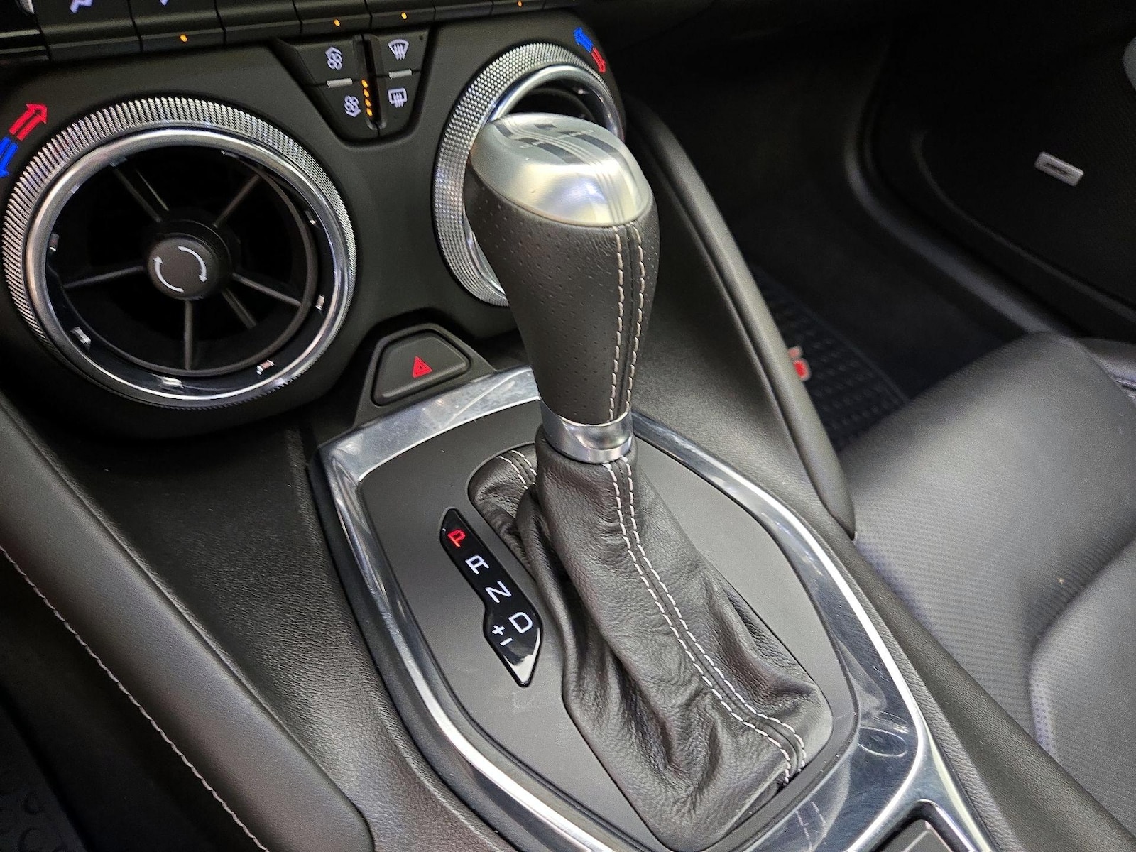 2021 Chevrolet Camaro 2SS - Photo 19