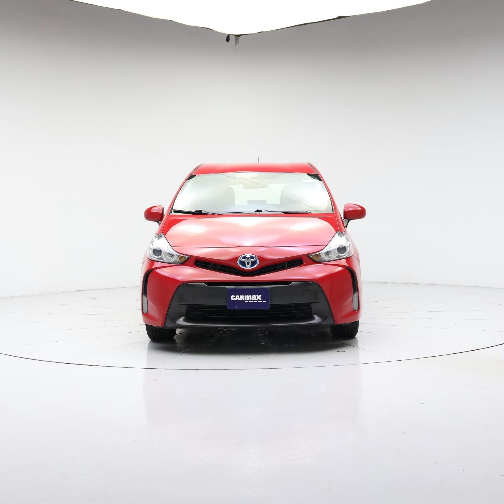 Thumbnail: 2015 Toyota Prius v - 5