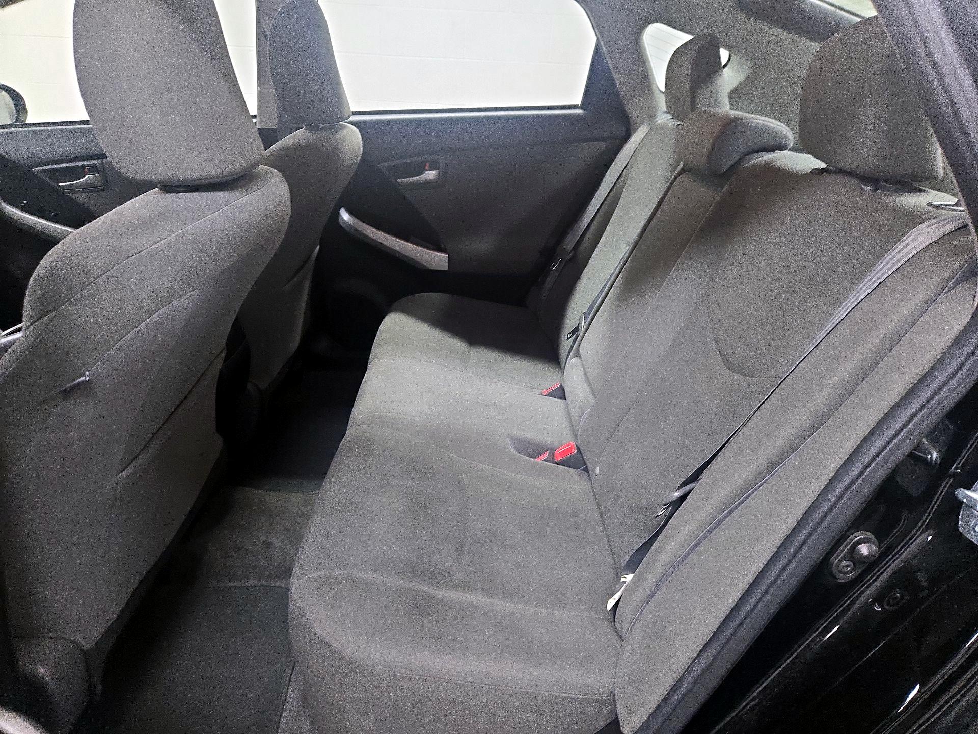 Thumbnail: 2014 Toyota Prius - 18