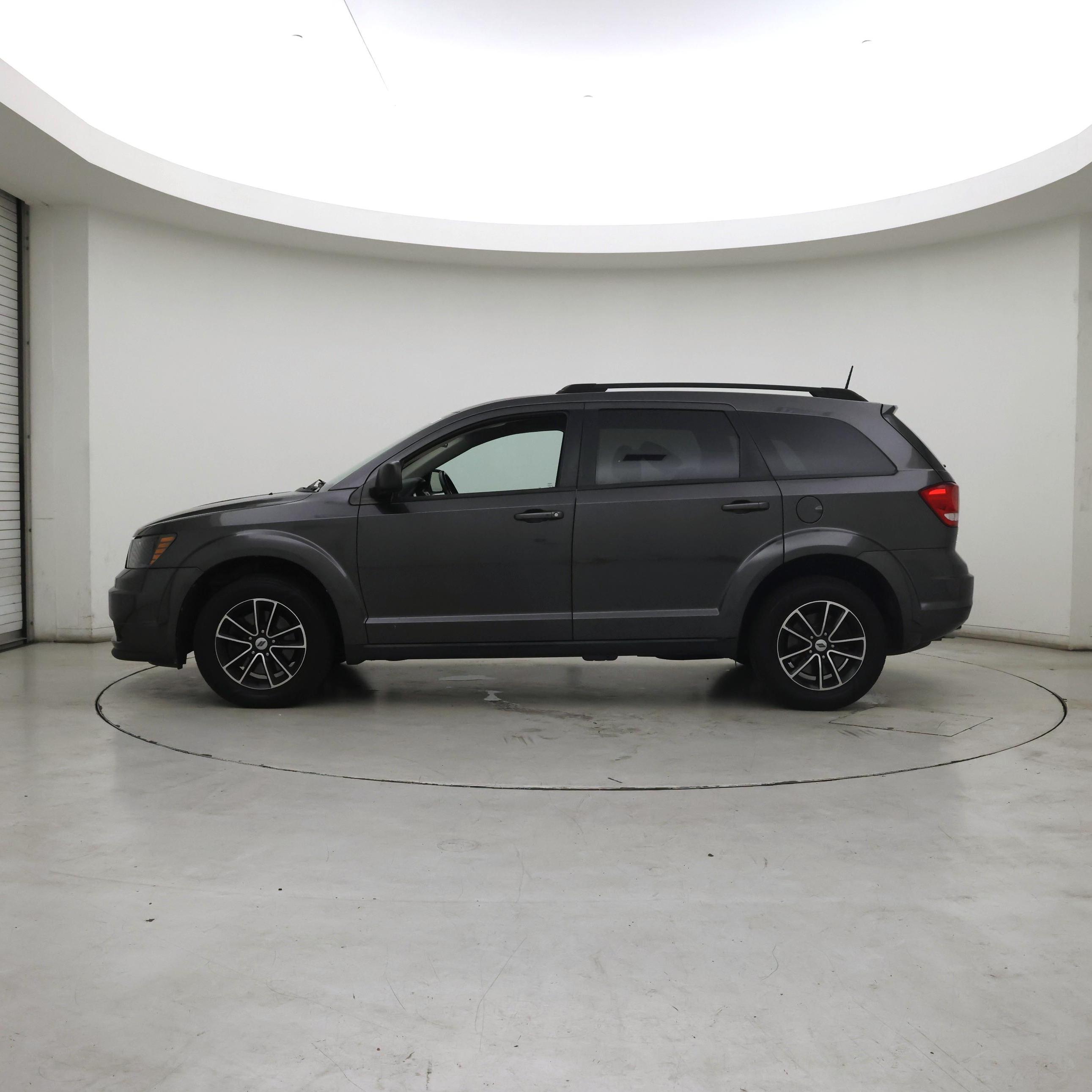 Thumbnail: 2018 Dodge Journey - 3