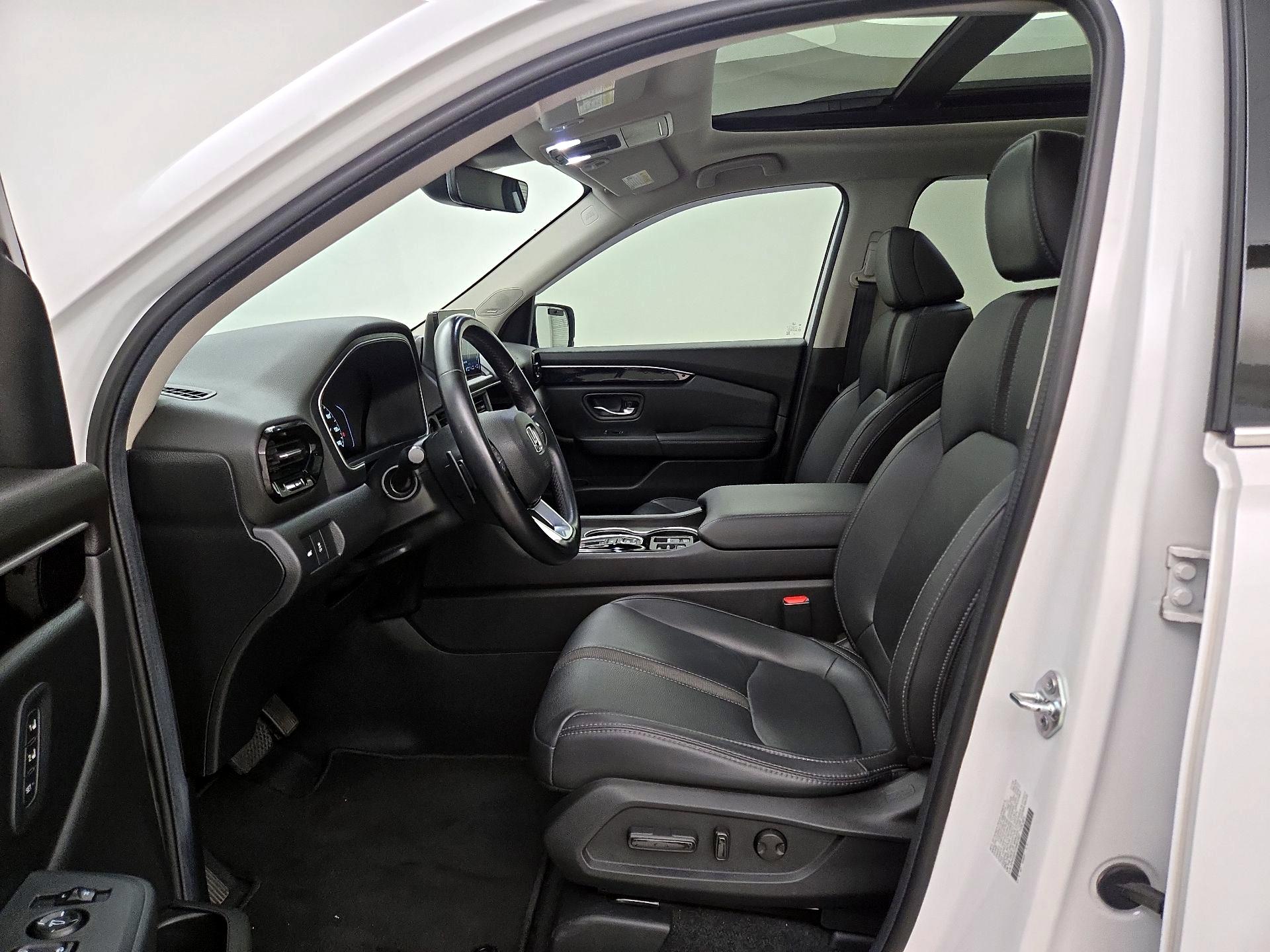 Thumbnail: 2024 Honda Pilot - 11