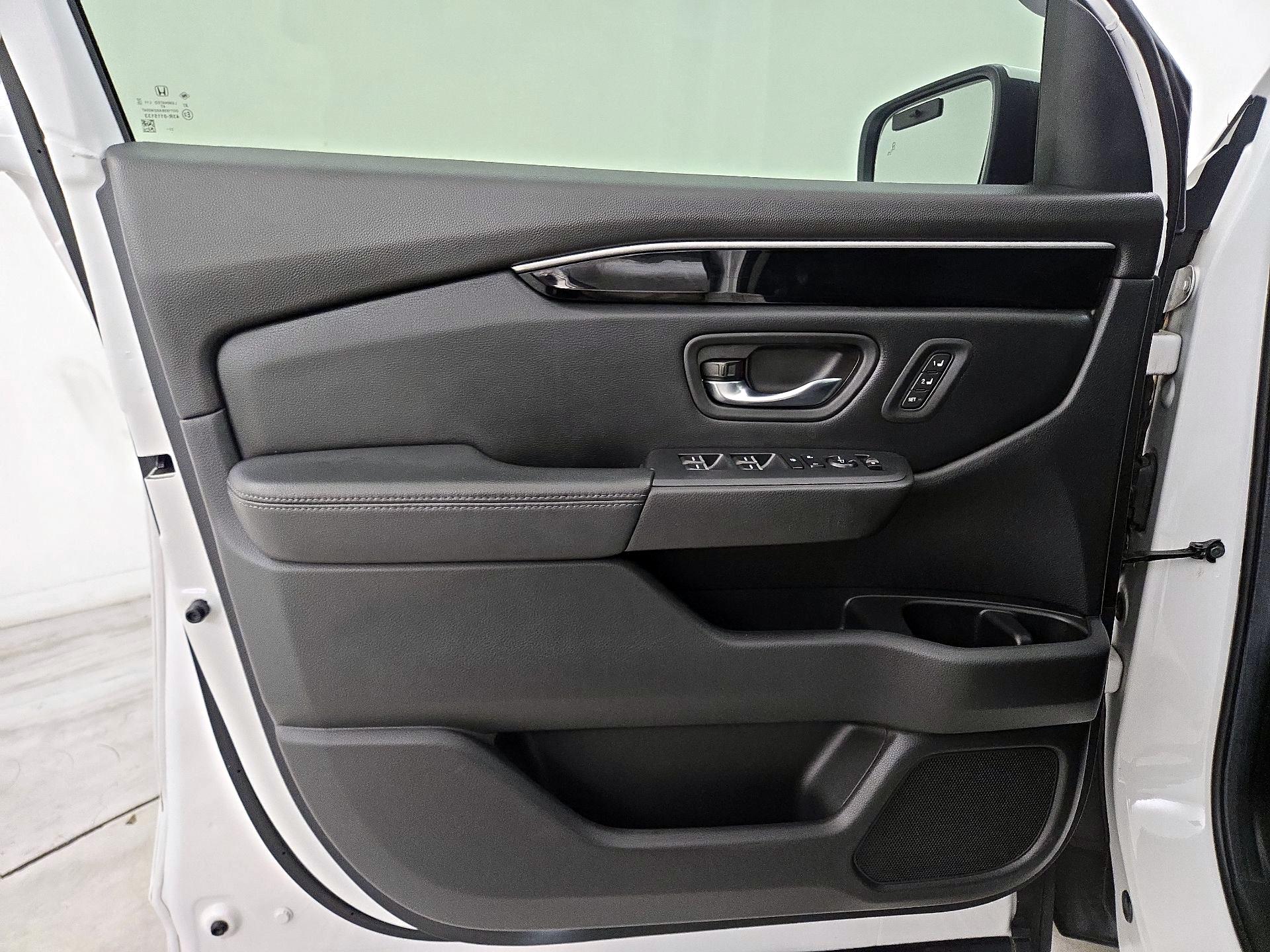 Thumbnail: 2024 Honda Pilot - 12