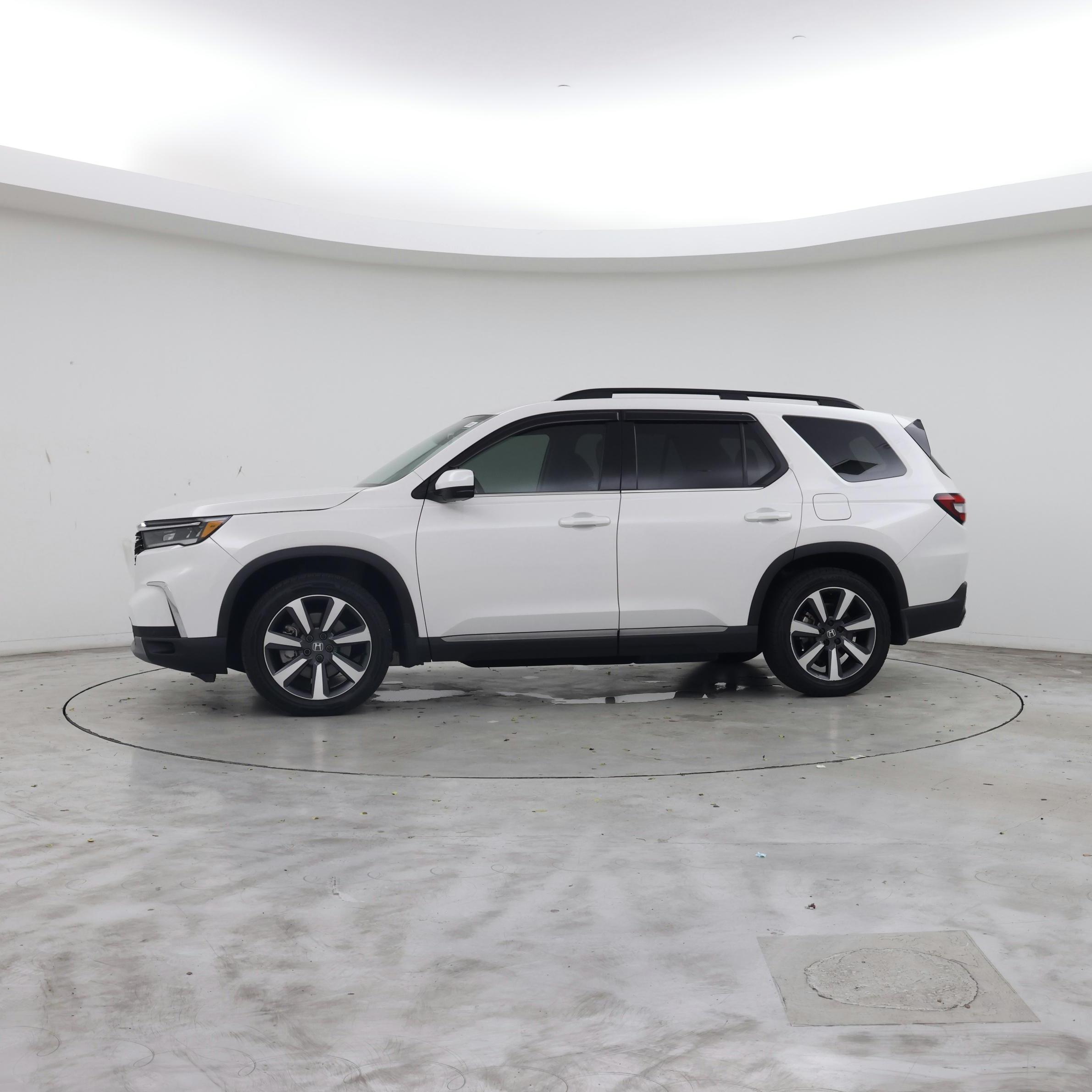 Thumbnail: 2024 Honda Pilot - 3