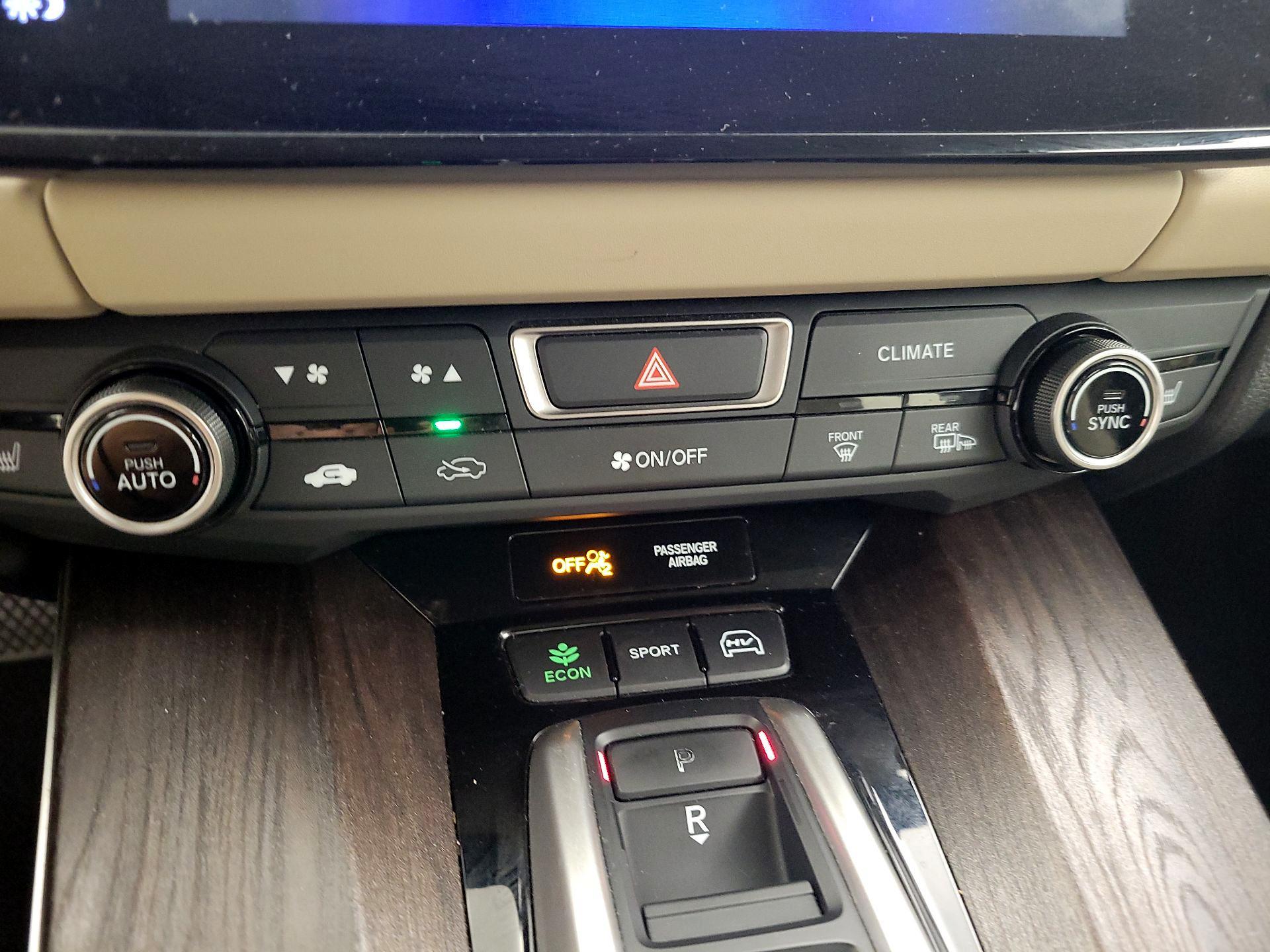 Thumbnail: 2018 Honda Clarity - 16