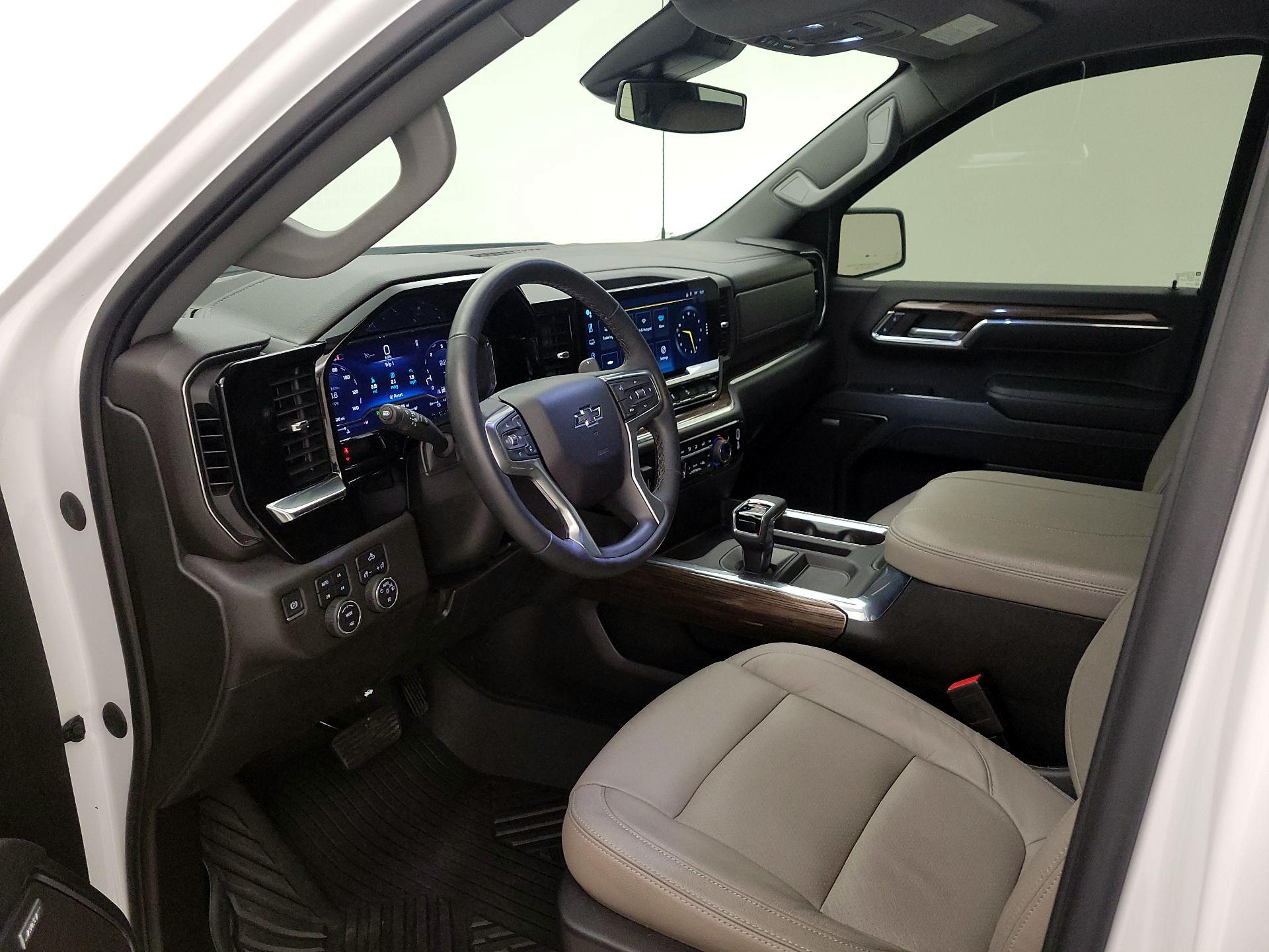Thumbnail: 2024 Chevrolet Silverado 1500 - 11