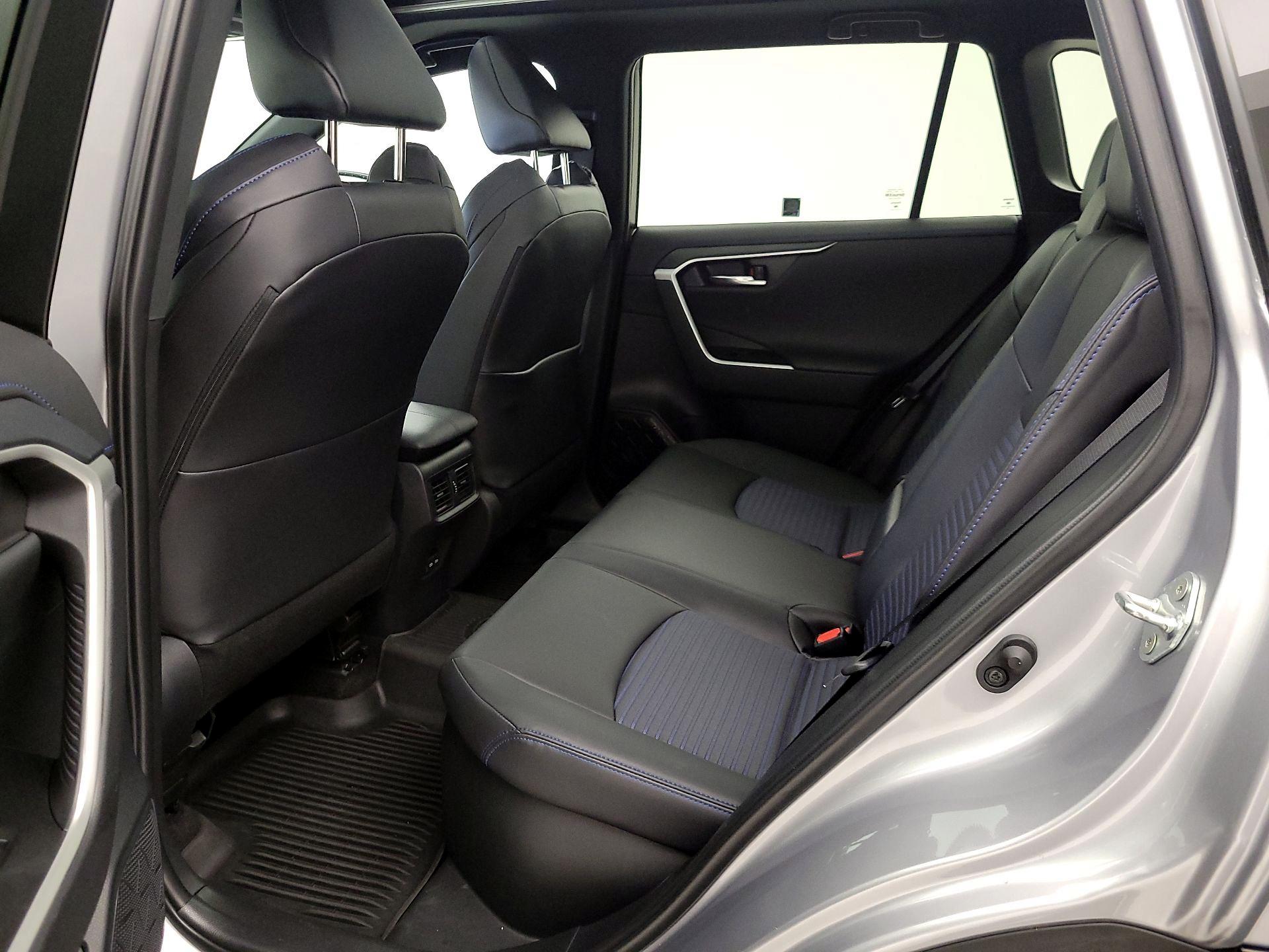 Thumbnail: 2024 Toyota RAV4 - 20