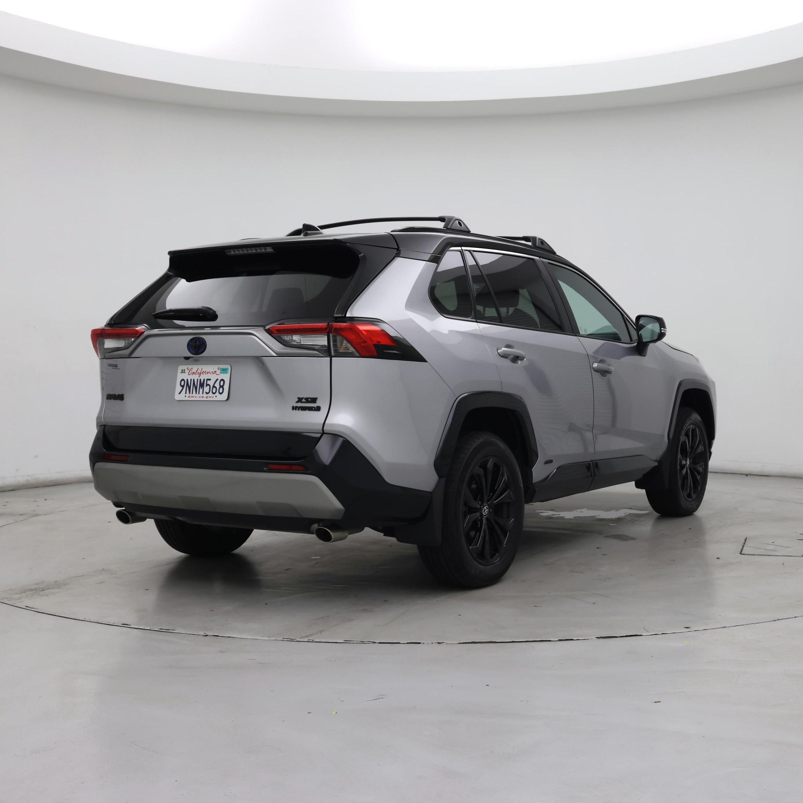 Thumbnail: 2024 Toyota RAV4 - 8