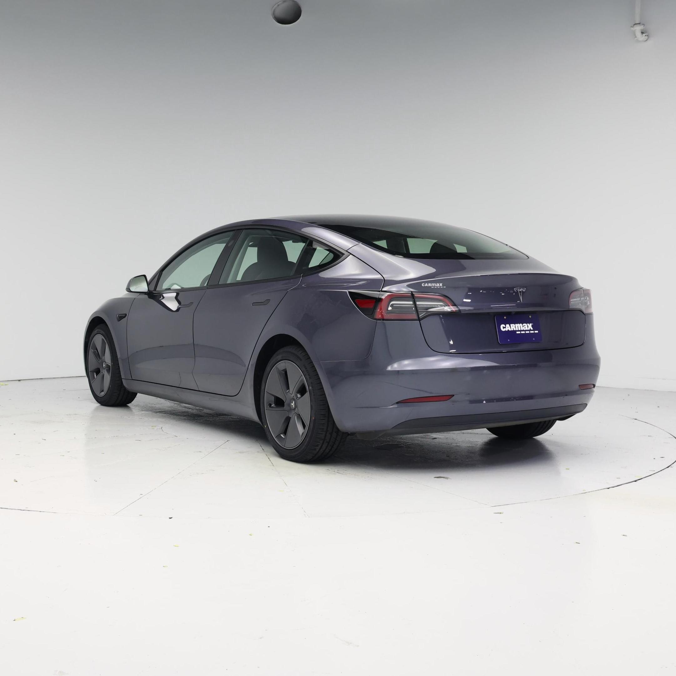 Thumbnail: 2023 Tesla Model 3 - 2