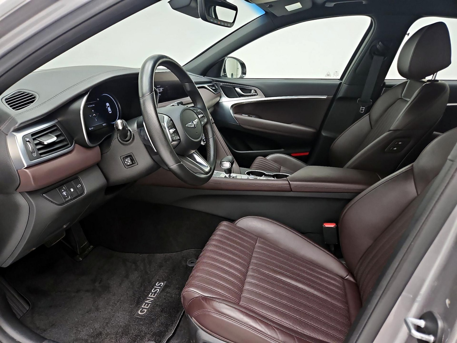 2022 GENESIS G70 Standard - Photo 12