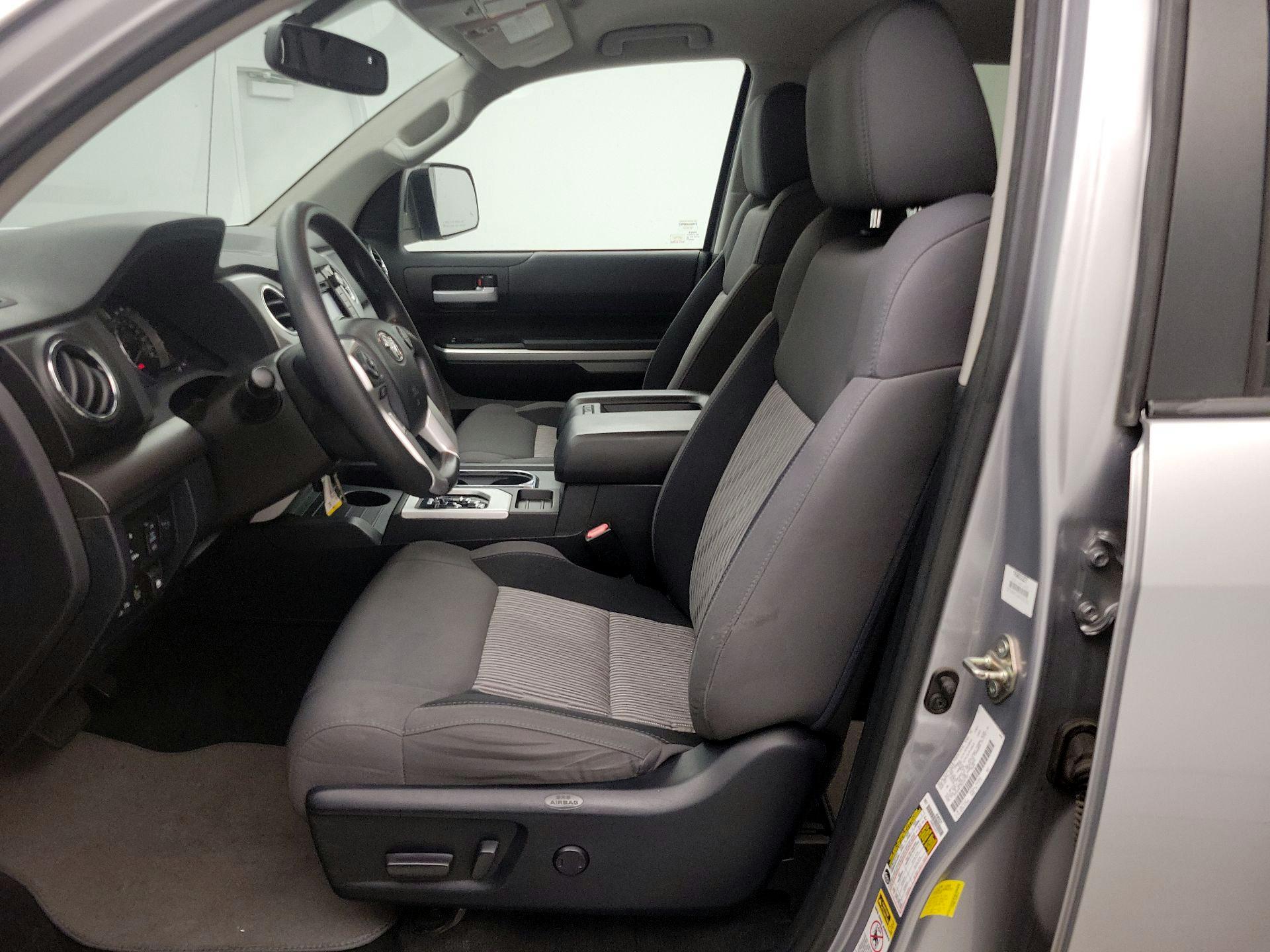 Thumbnail: 2016 Toyota Tundra - 11