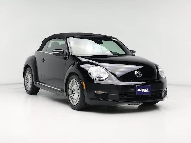 2016 Volkswagen Beetle S -
                  San Antonio, TX