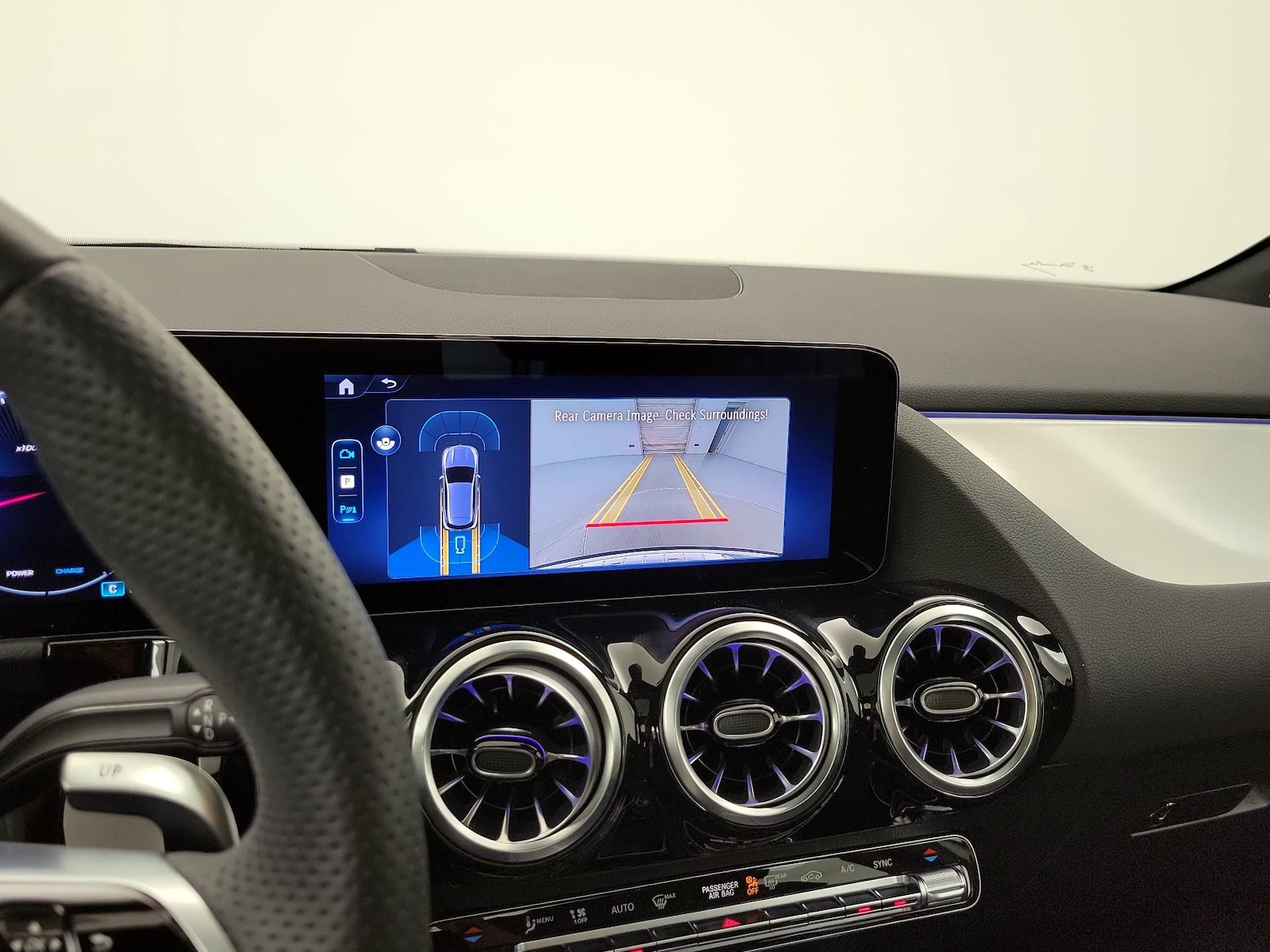 2026 Mercedes-Benz GLA AMG GLA 35 - Photo 15