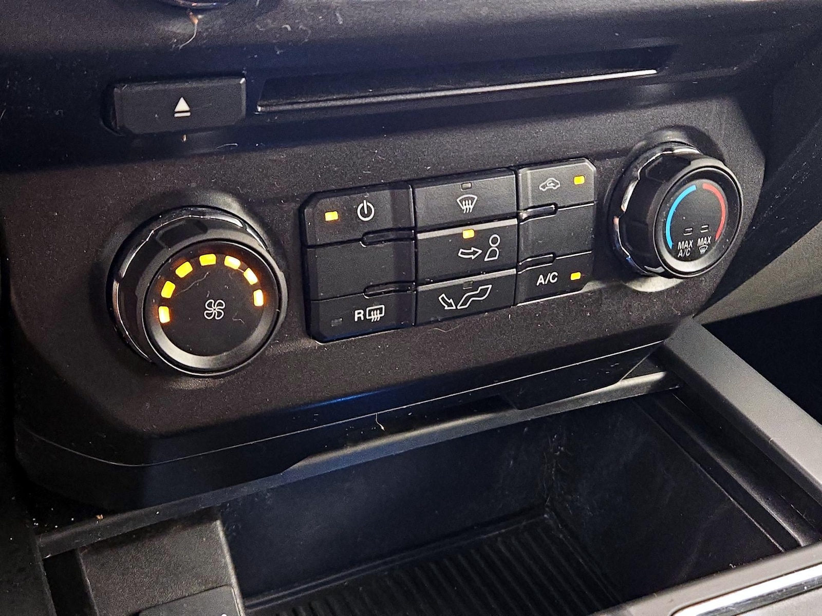 2018 Ford F-150 XL - Photo 17