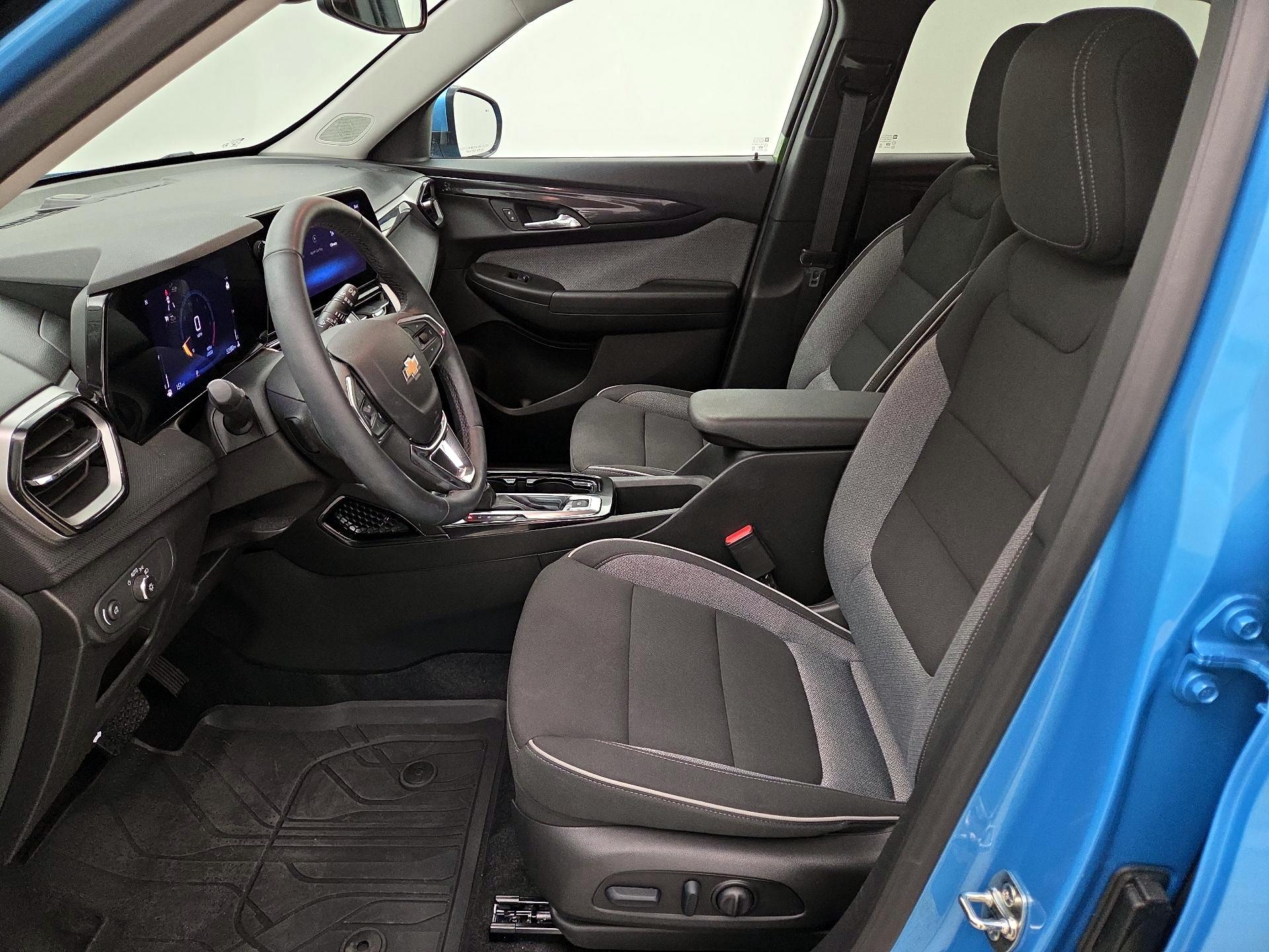 Thumbnail: 2026 Chevrolet TrailBlazer - 11