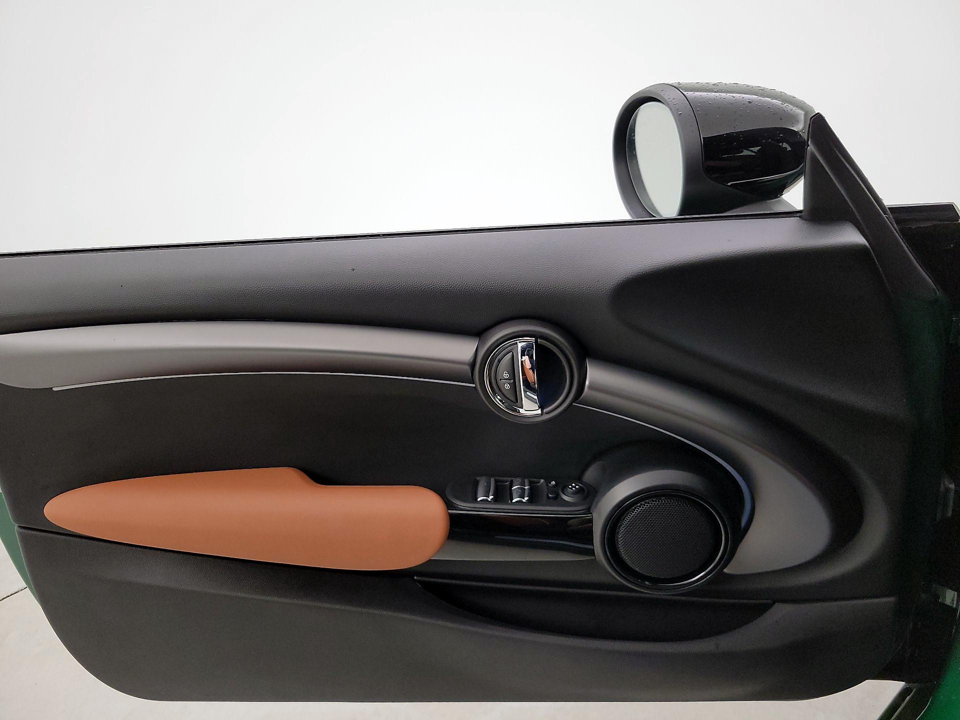 Thumbnail: 2024 MINI Cooper - 12