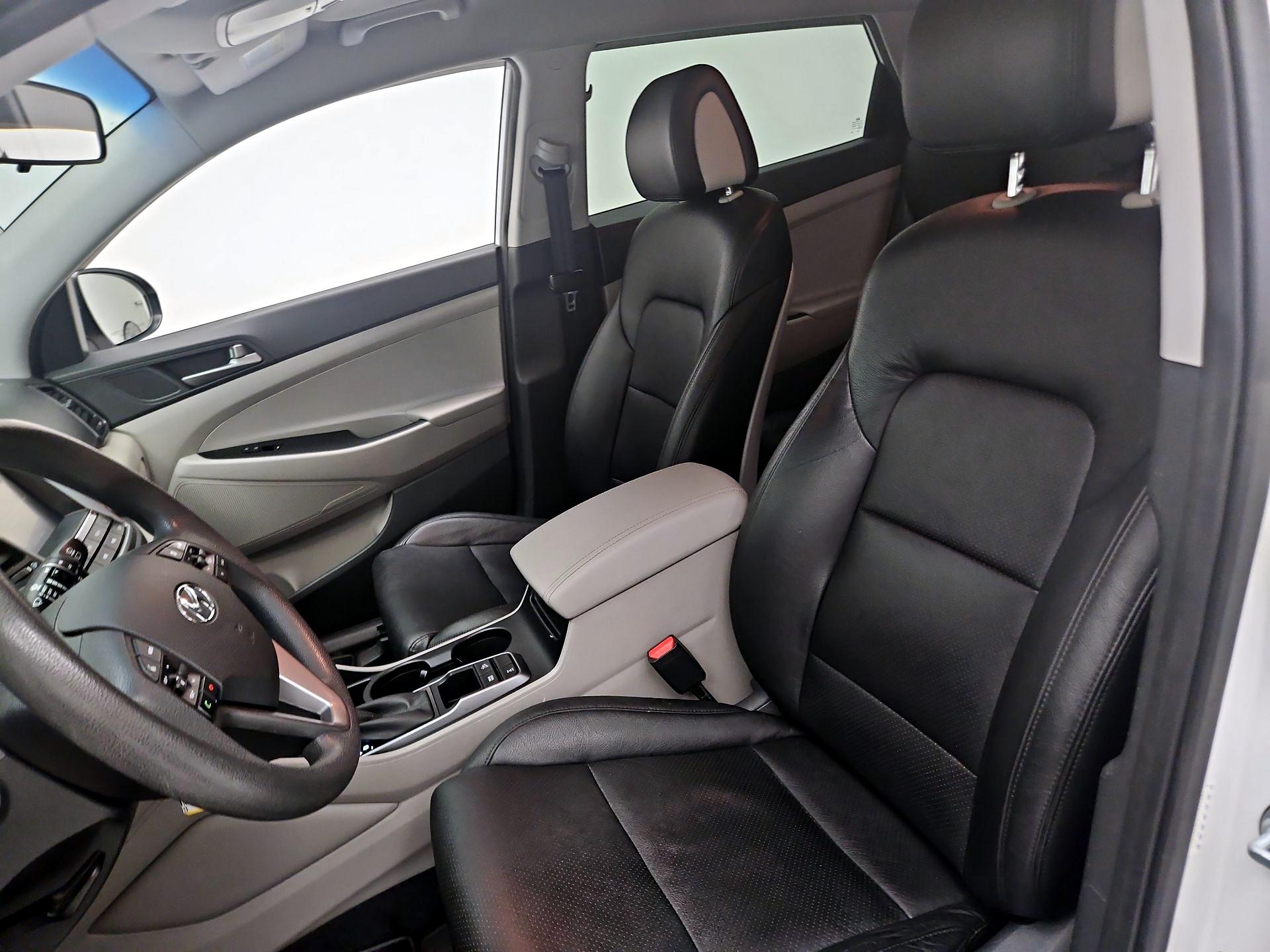 Thumbnail: 2018 Hyundai Tucson - 11