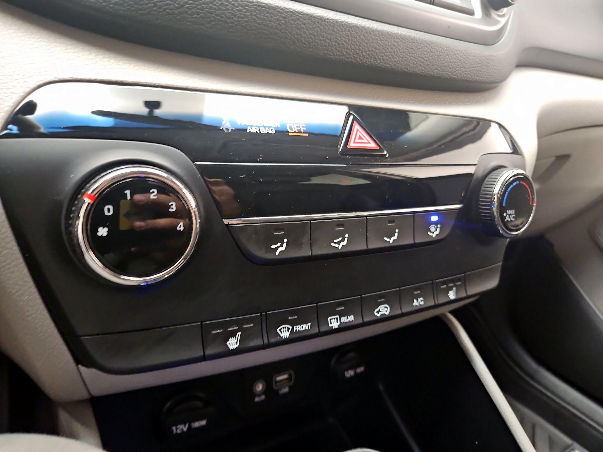 Thumbnail: 2018 Hyundai Tucson - 16