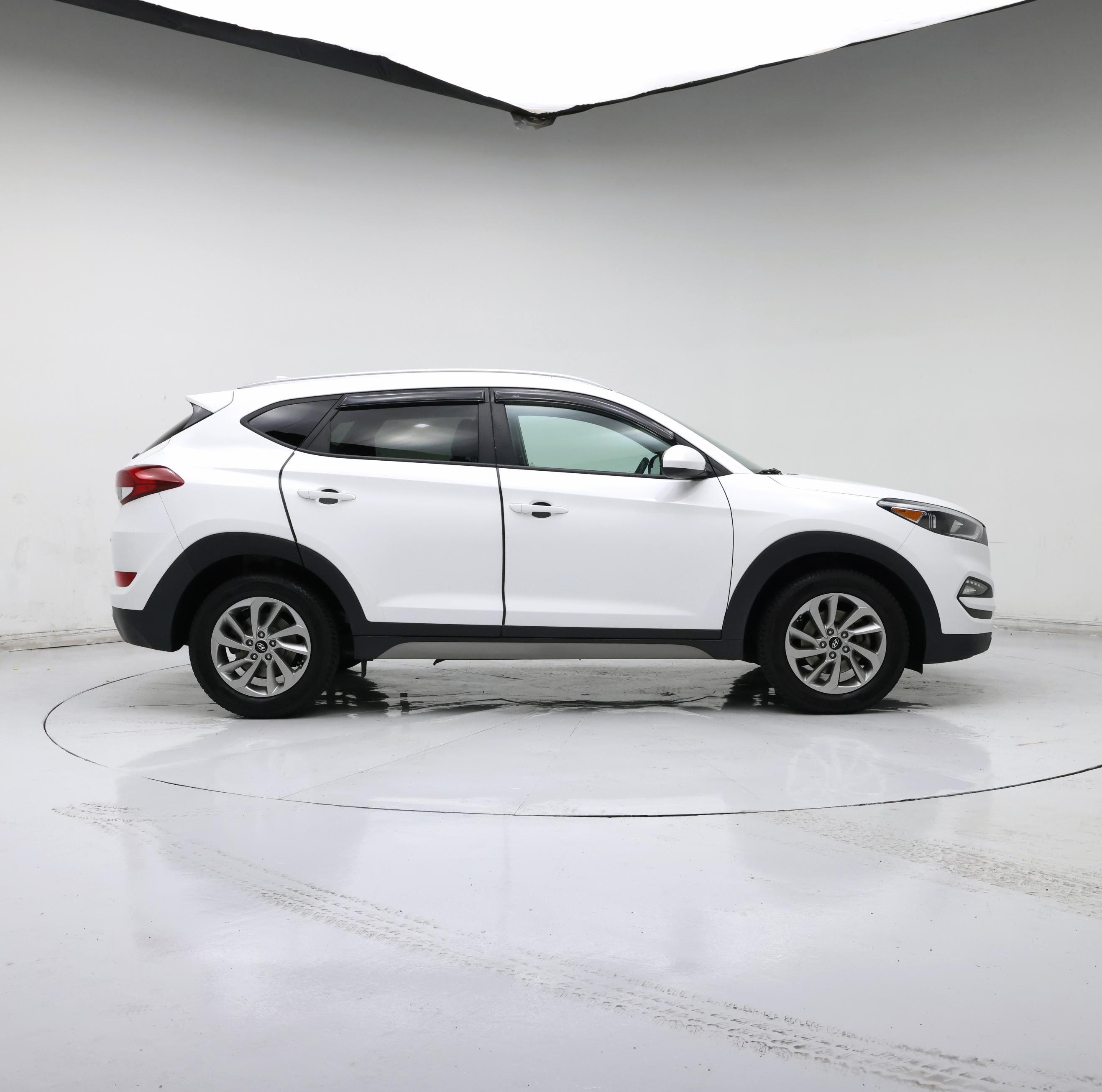 Thumbnail: 2018 Hyundai Tucson - 7