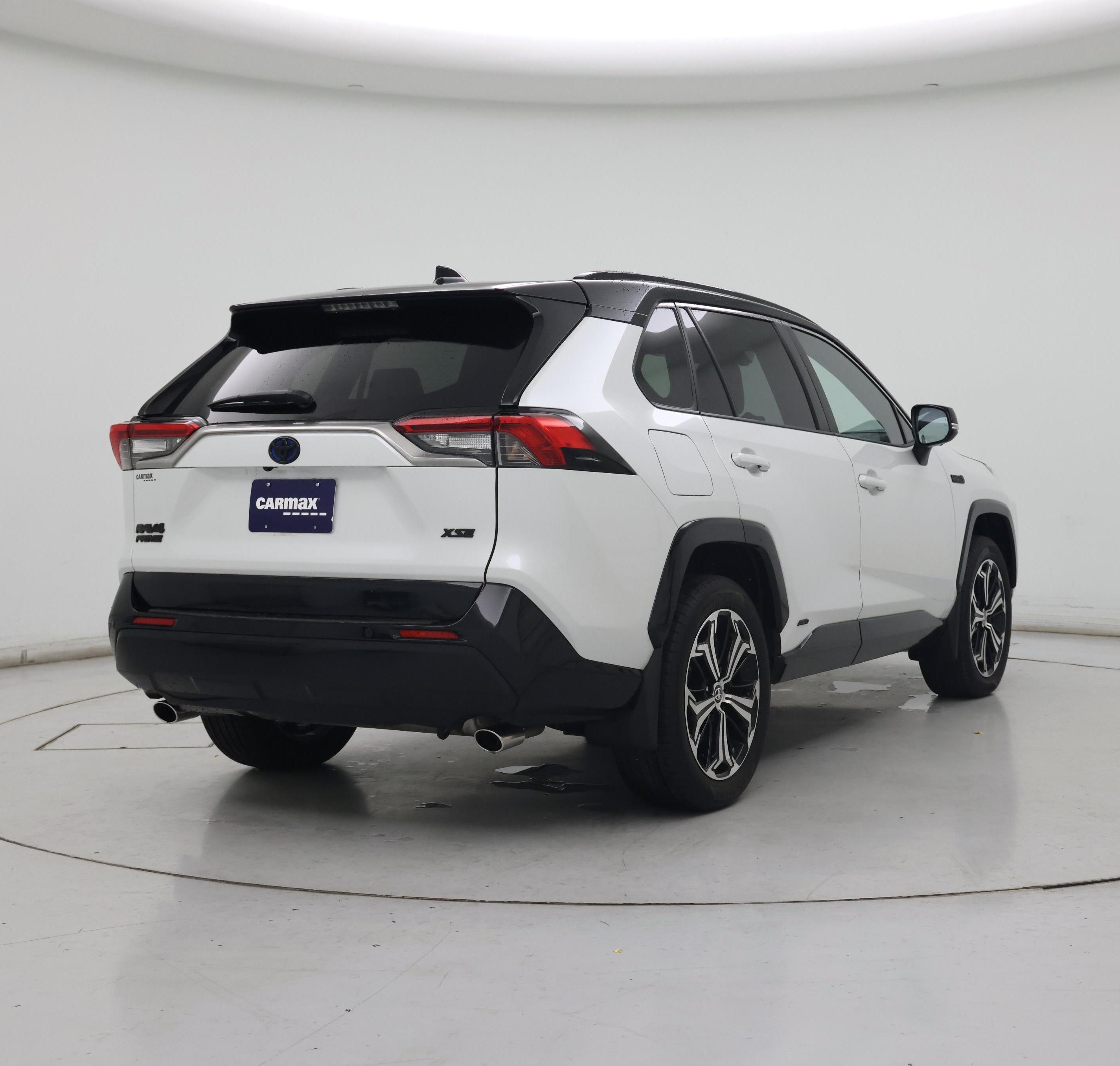 Thumbnail: 2024 Toyota RAV4 - 8