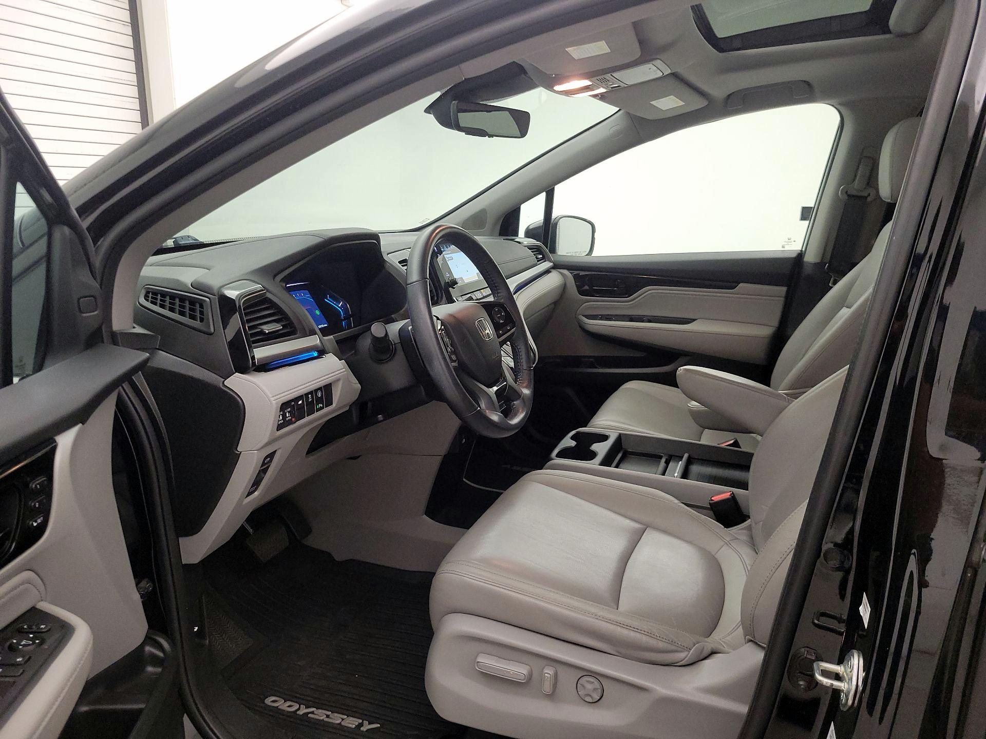 Thumbnail: 2021 Honda Odyssey - 11