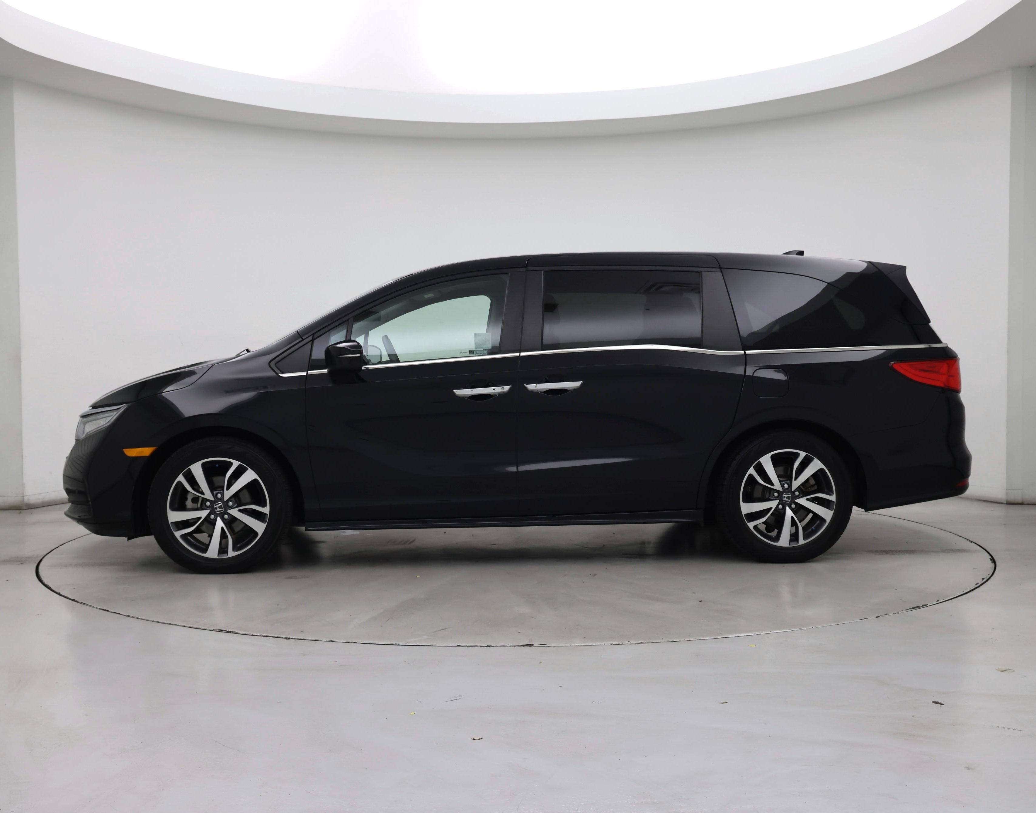Thumbnail: 2021 Honda Odyssey - 3