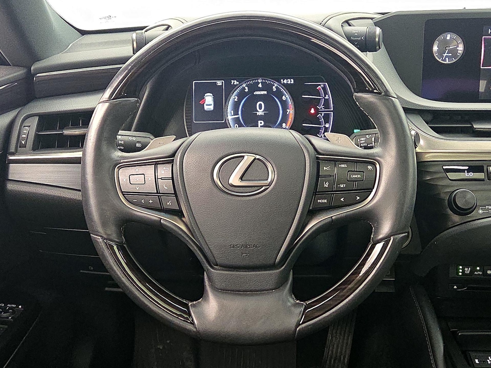 2020 Lexus ES 350 - Photo 11