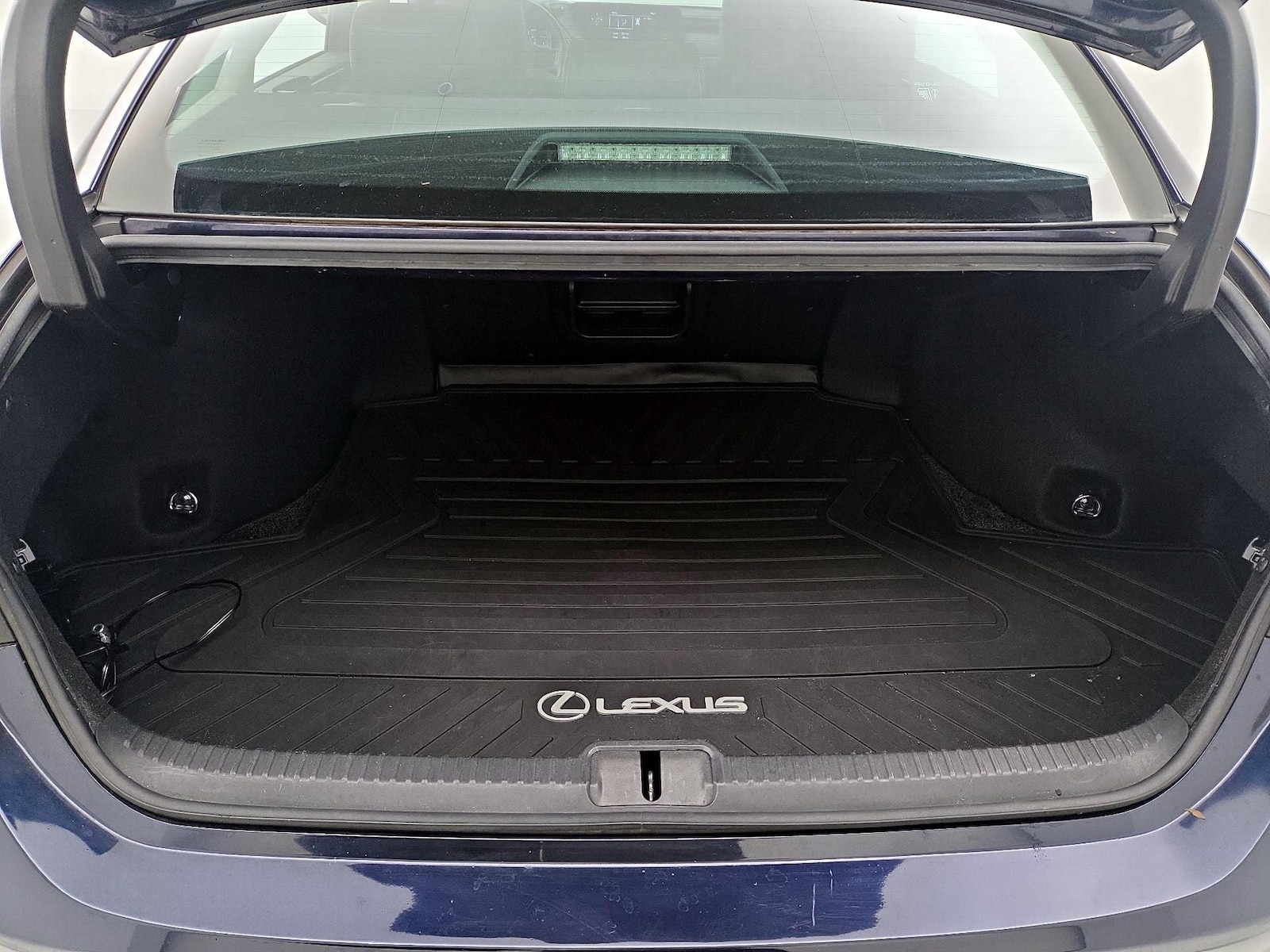 2020 Lexus ES 350 - Photo 22