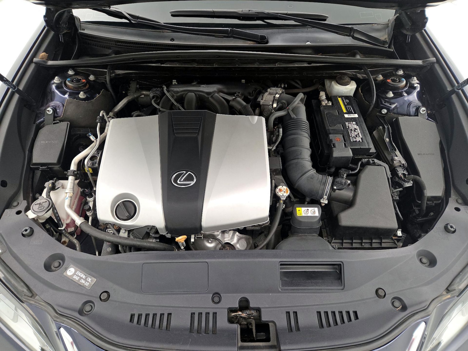 2020 Lexus ES 350 - Photo 23