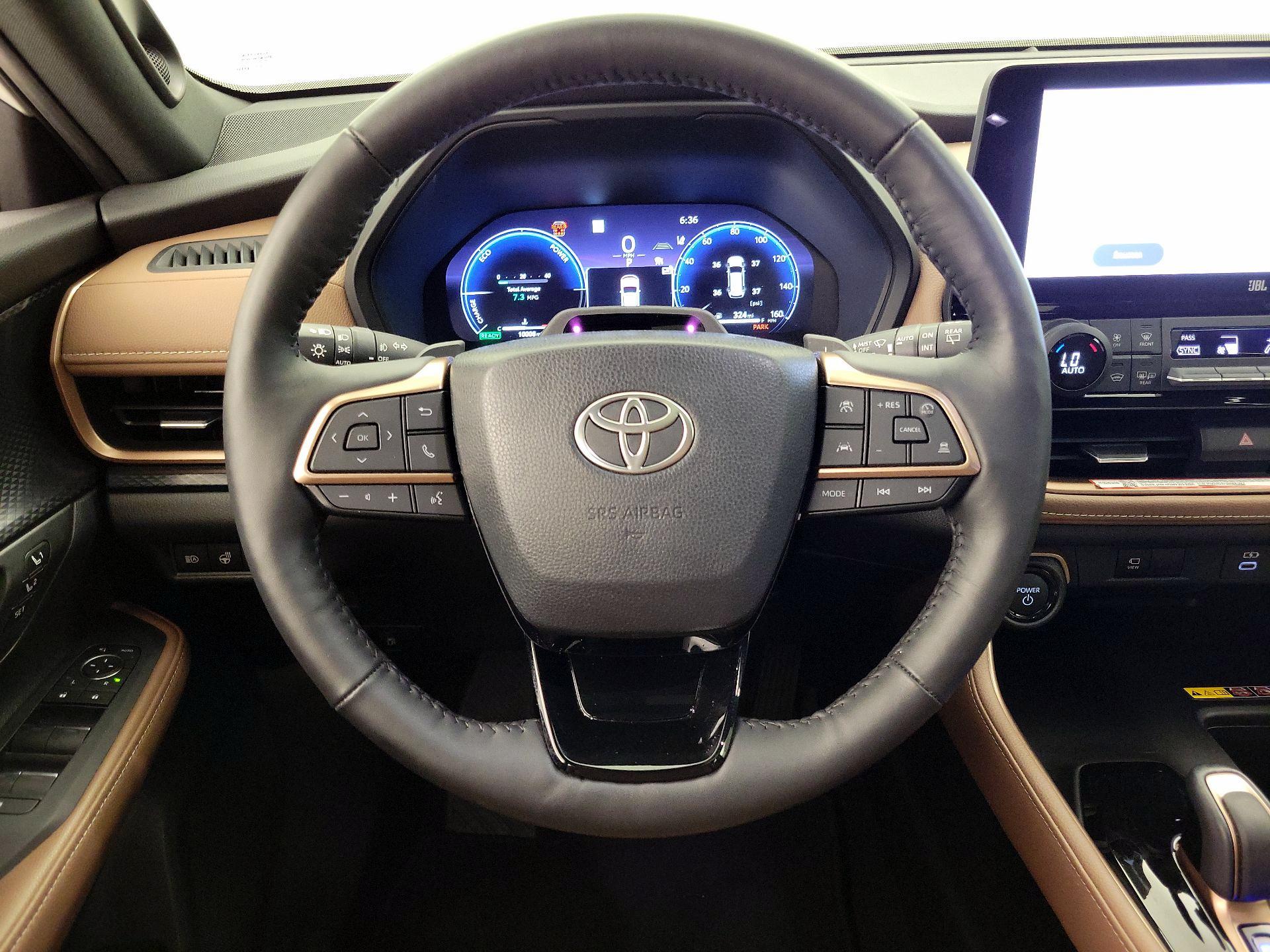 Thumbnail: 2025 Toyota Highlander - 10