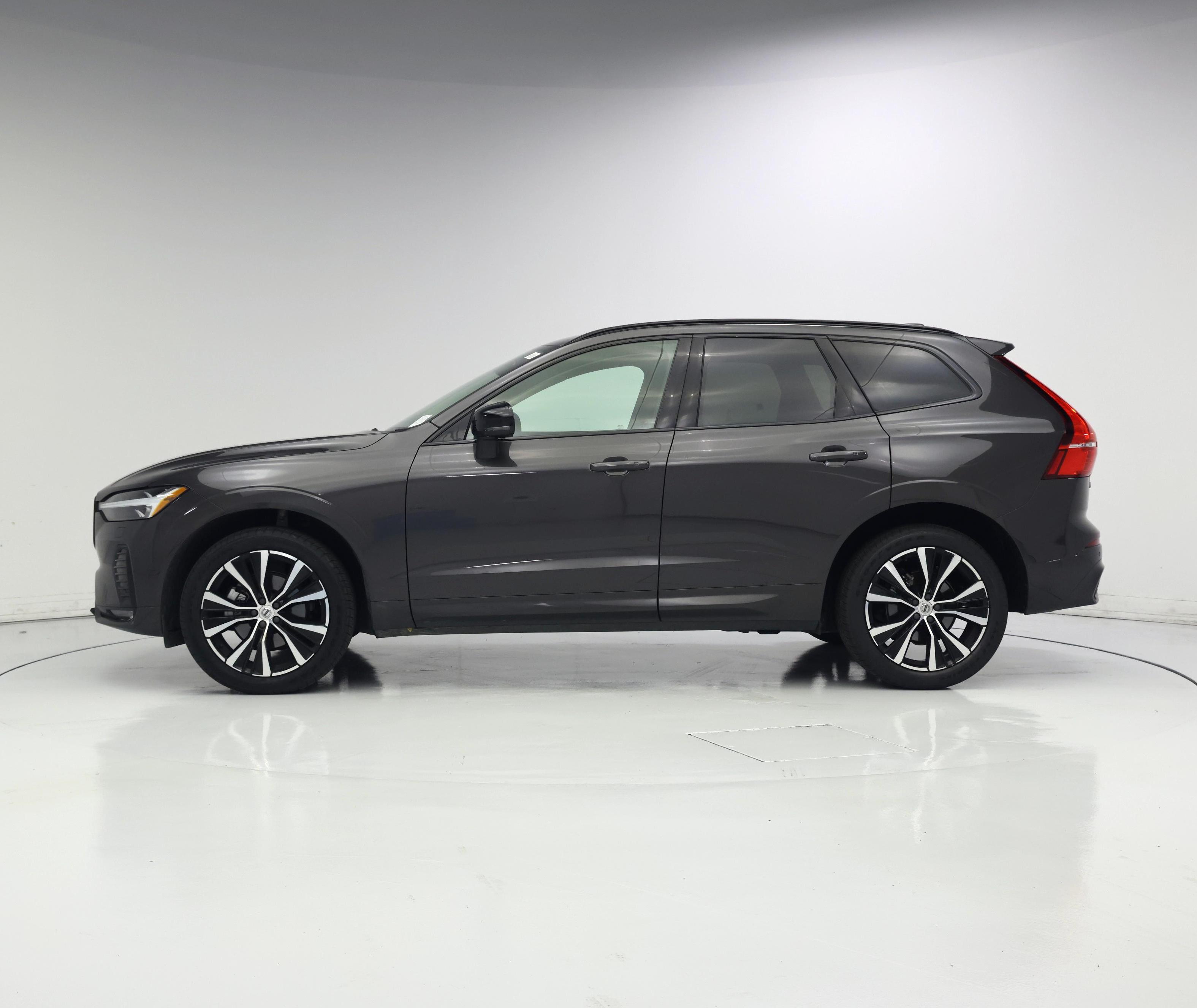 Thumbnail: 2024 Volvo XC60 - 3