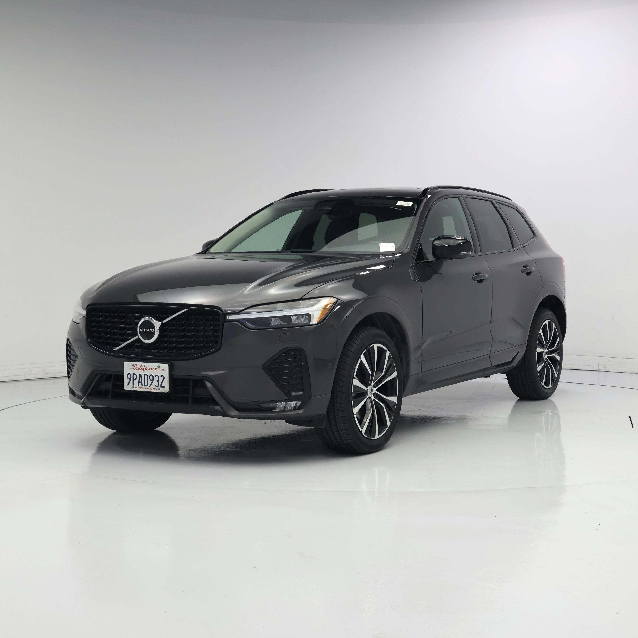 Thumbnail: 2024 Volvo XC60 - 4