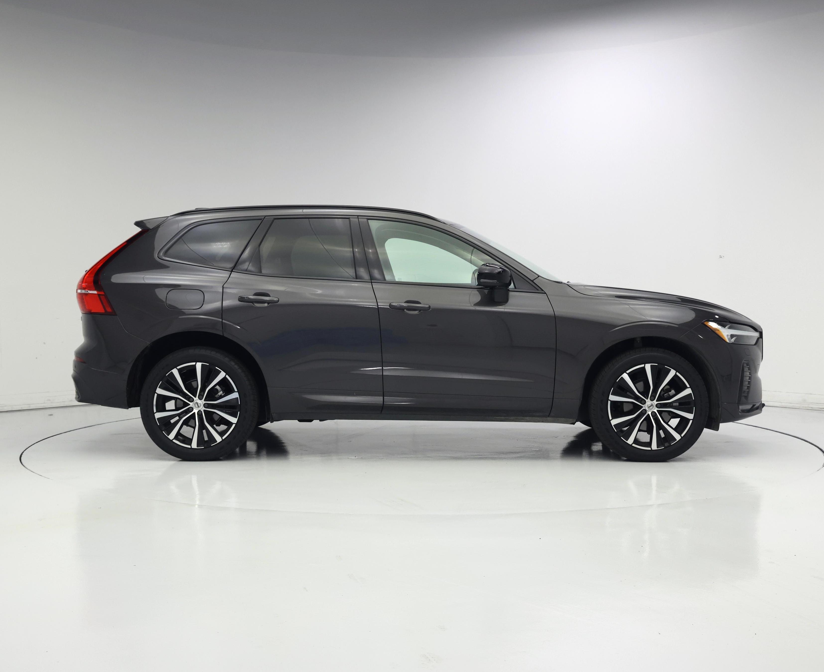 Thumbnail: 2024 Volvo XC60 - 7