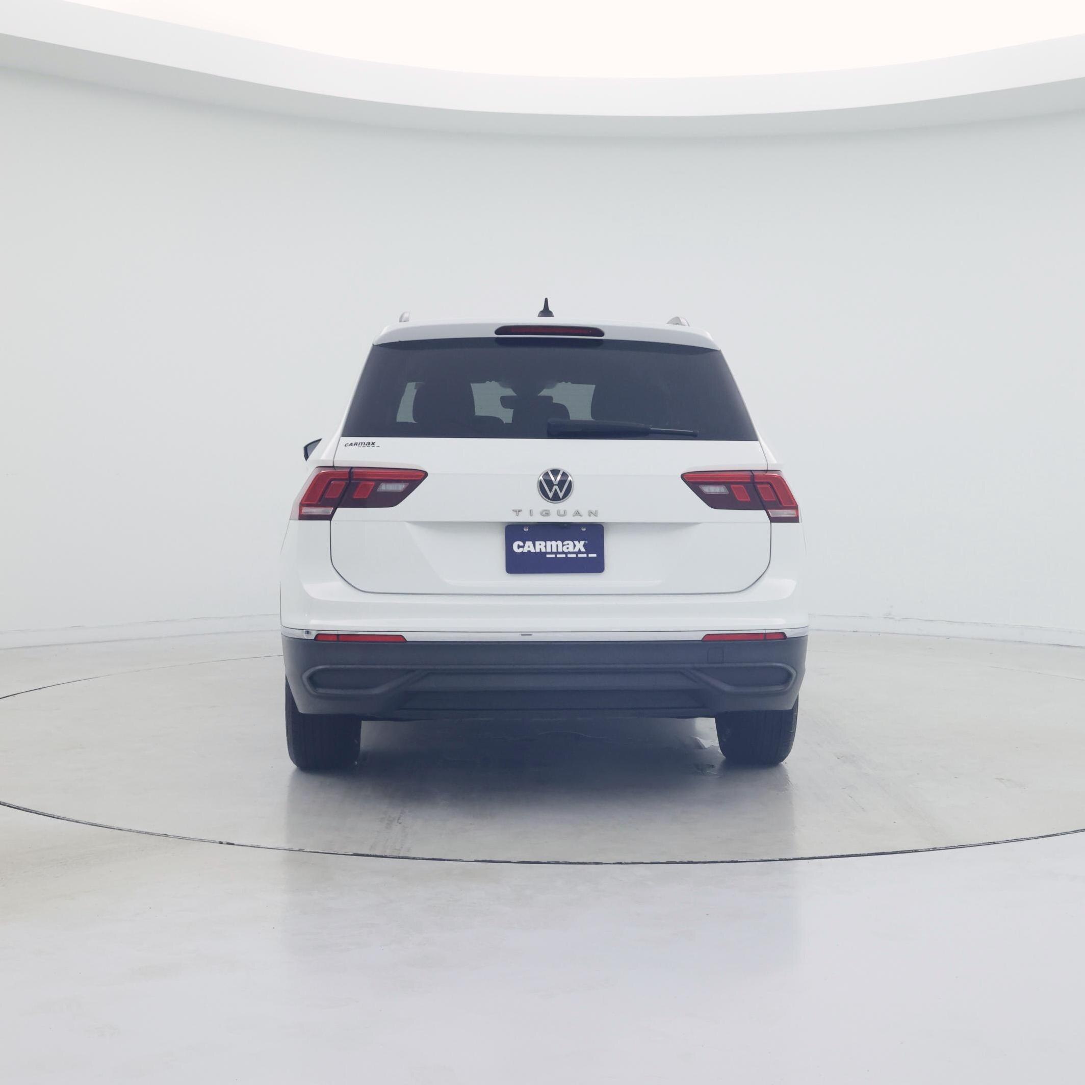 Thumbnail: 2024 Volkswagen Tiguan - 6