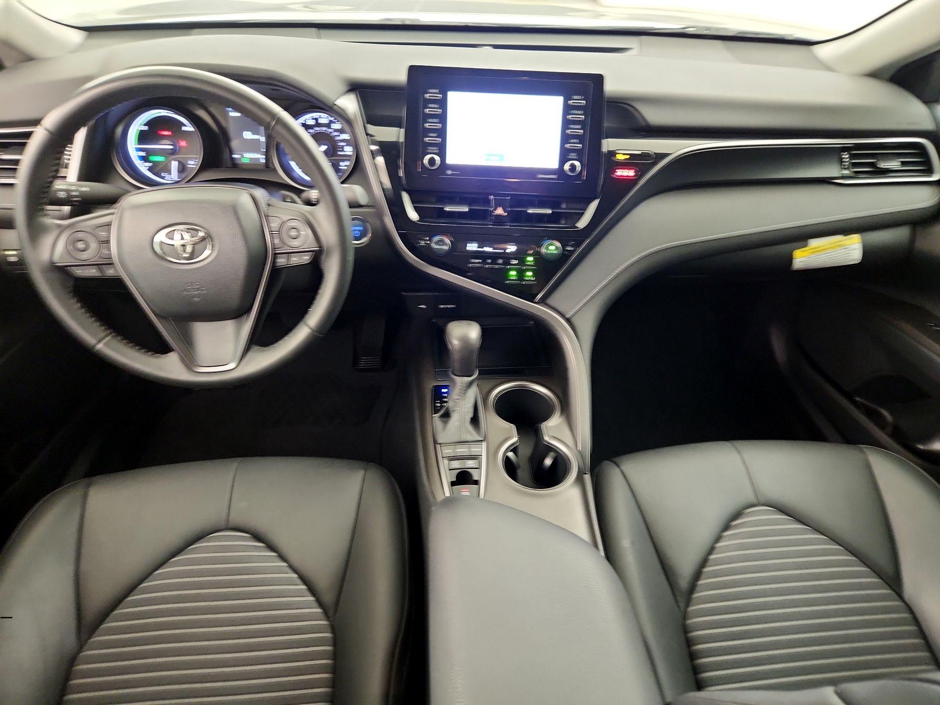 Thumbnail: 2022 Toyota Camry - 9
