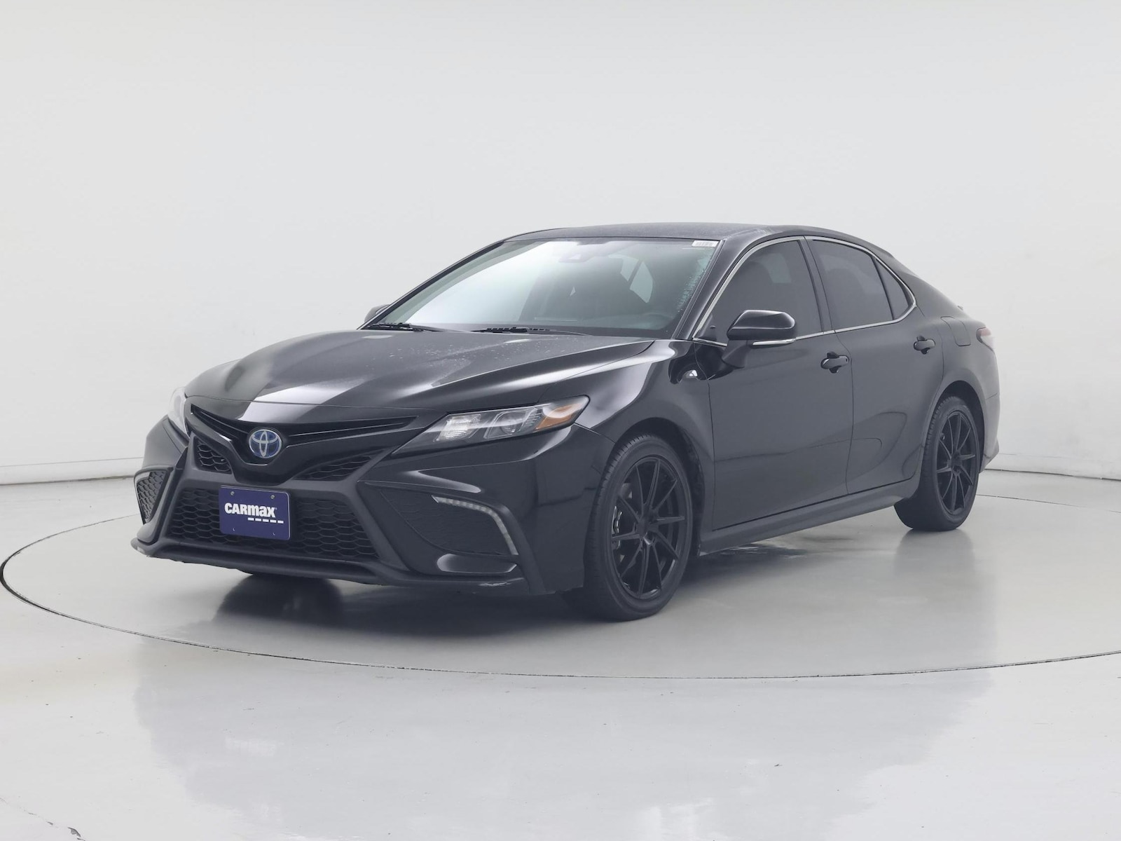 2022 Toyota Camry SE - Photo 5