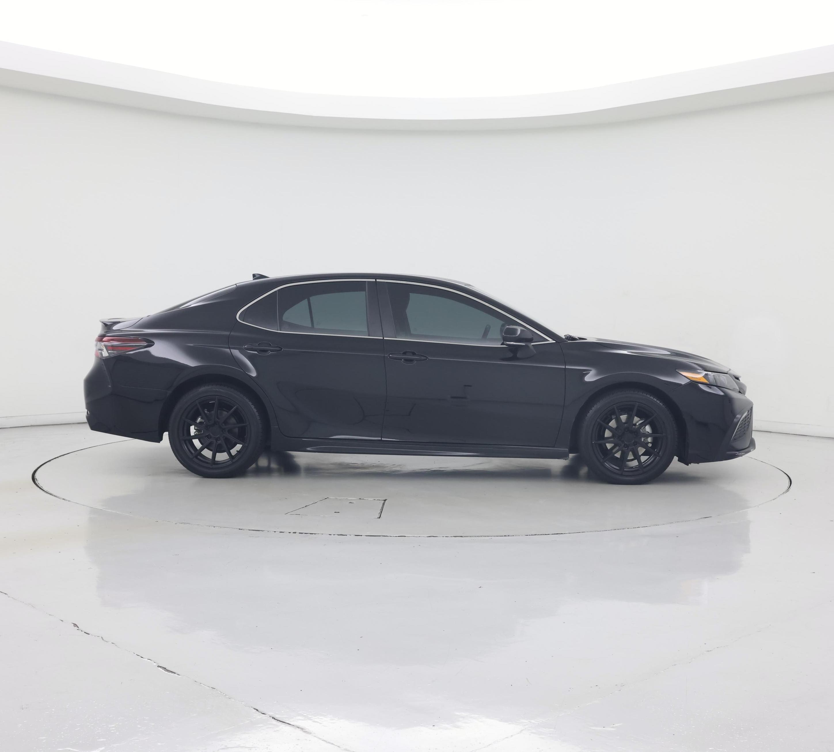 Thumbnail: 2022 Toyota Camry - 7