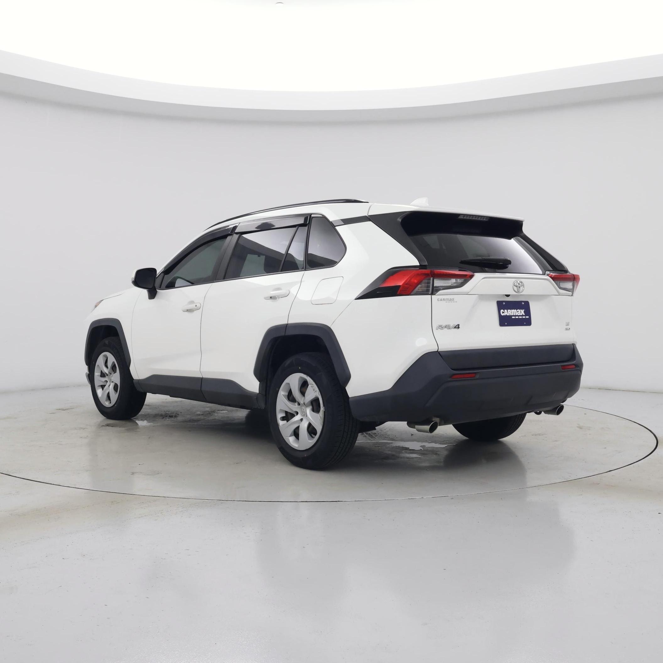 Thumbnail: 2019 Toyota RAV4 - 2