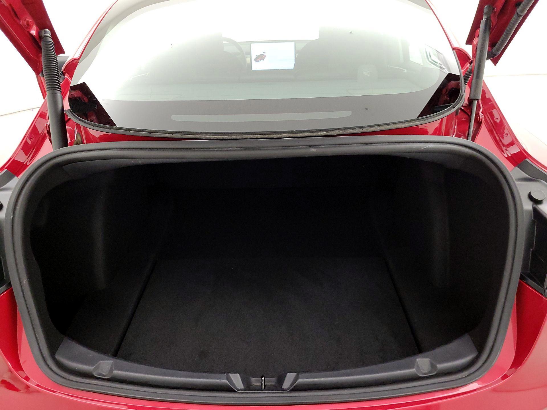 Thumbnail: 2021 Tesla Model 3 - 19