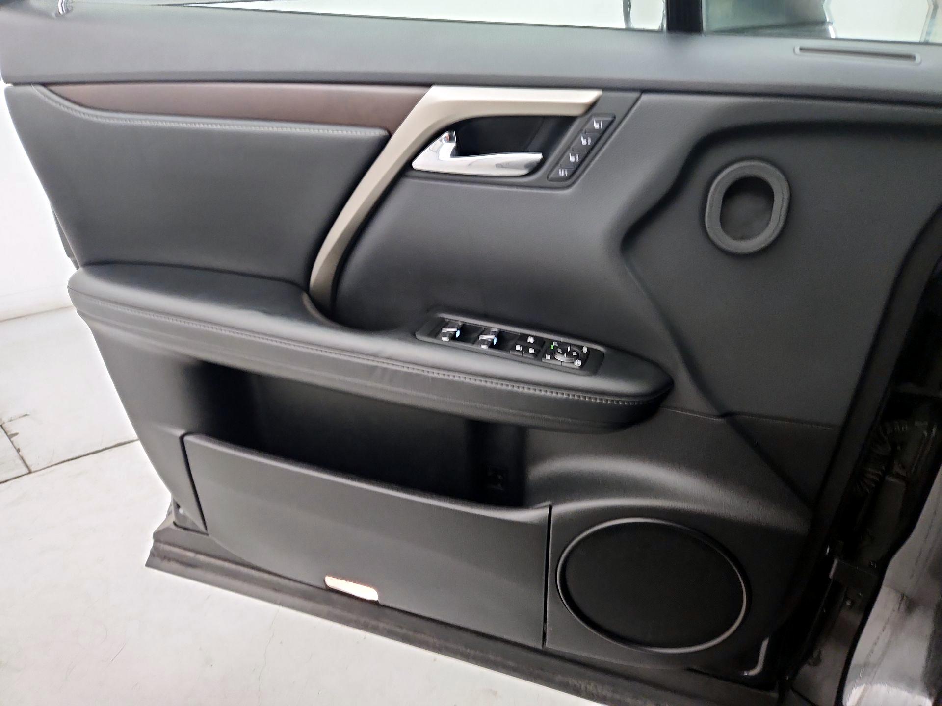 Thumbnail: 2021 Lexus RX - 12