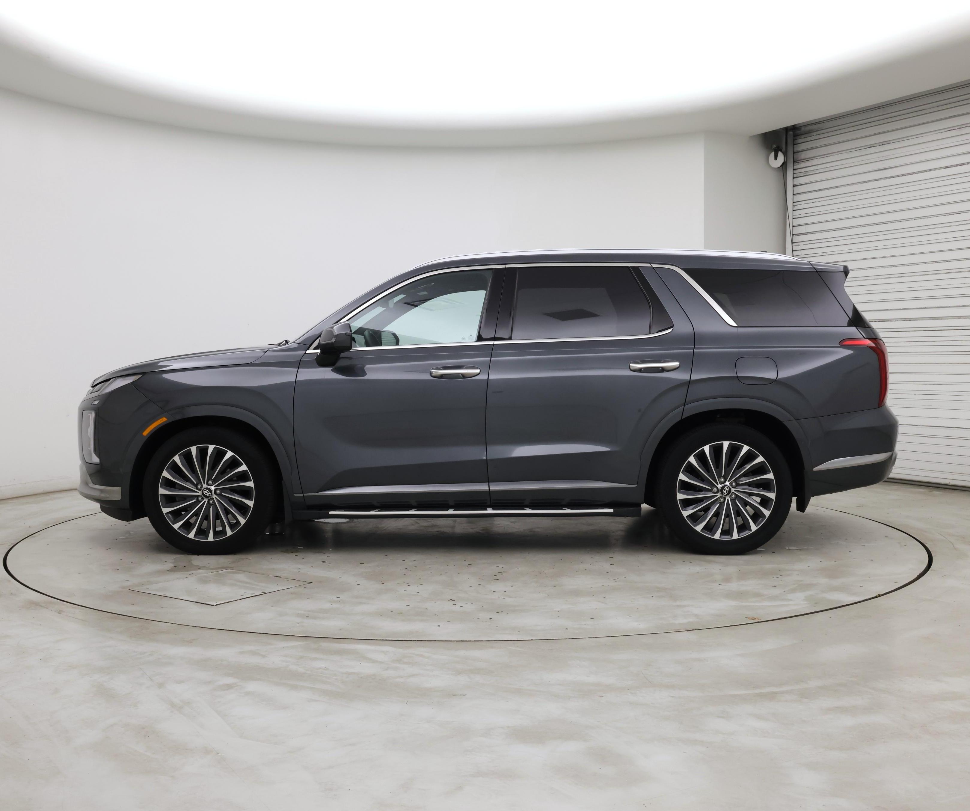 Thumbnail: 2023 Hyundai Palisade - 3