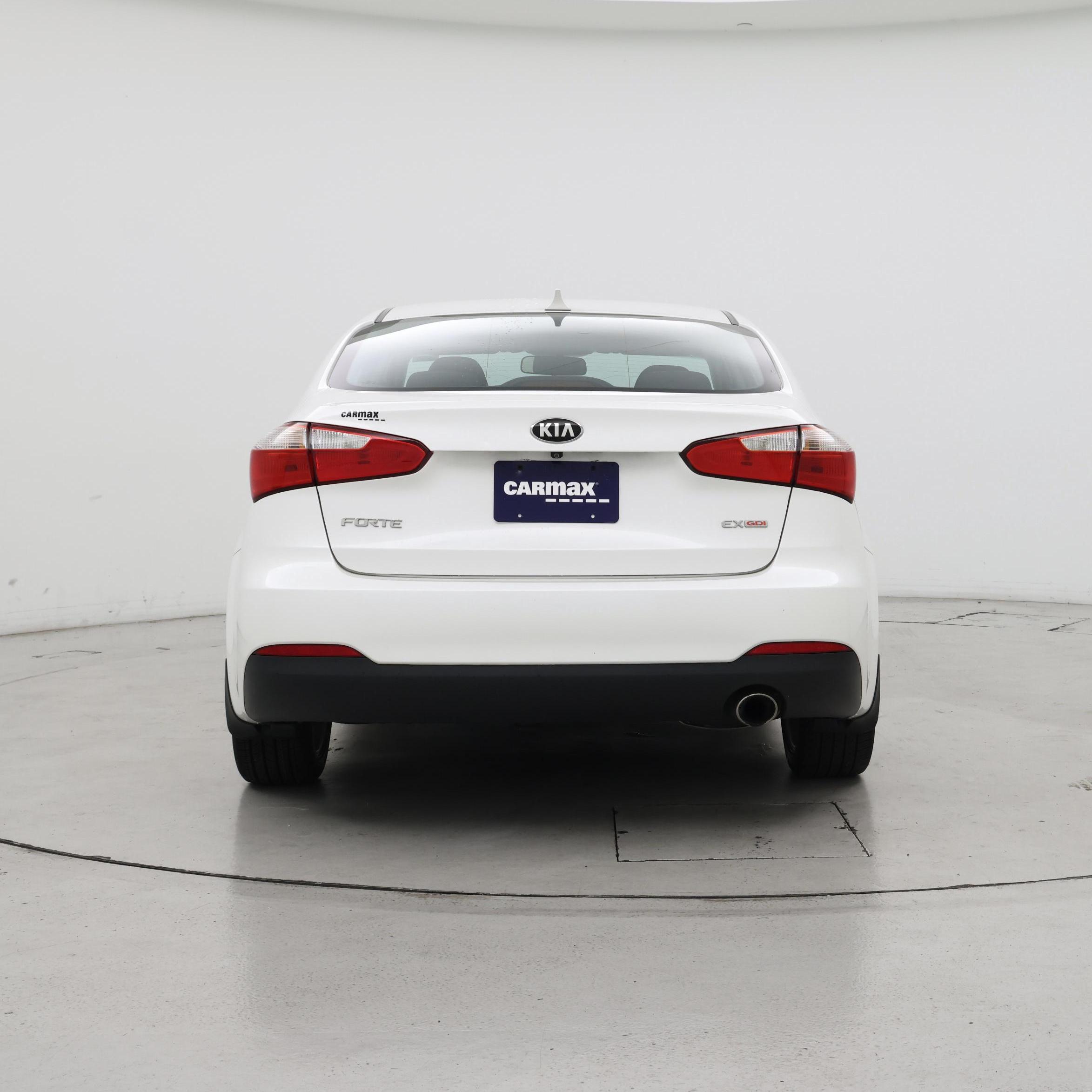 Thumbnail: 2016 Kia Forte - 6