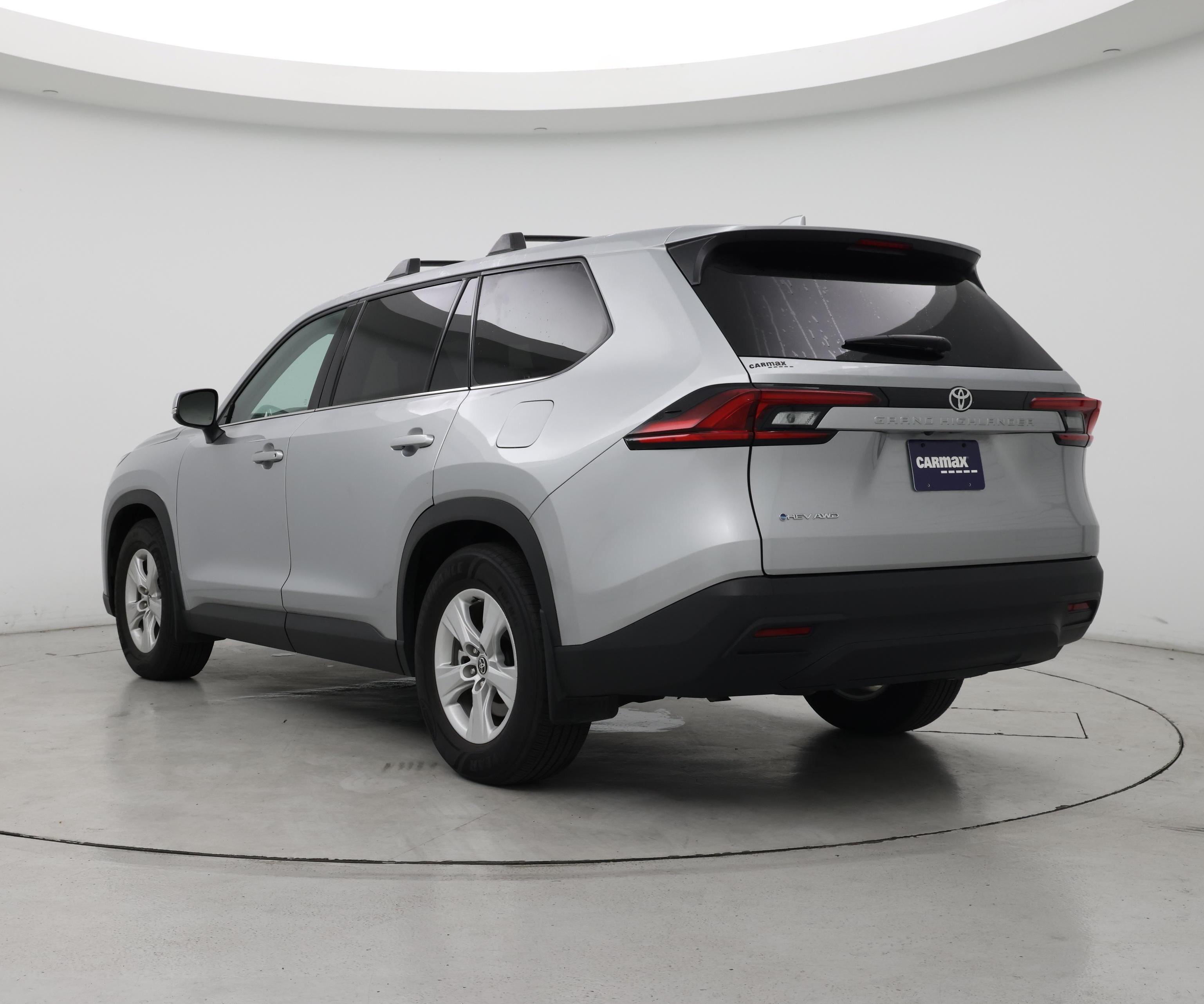 Thumbnail: 2025 Toyota Highlander - 2