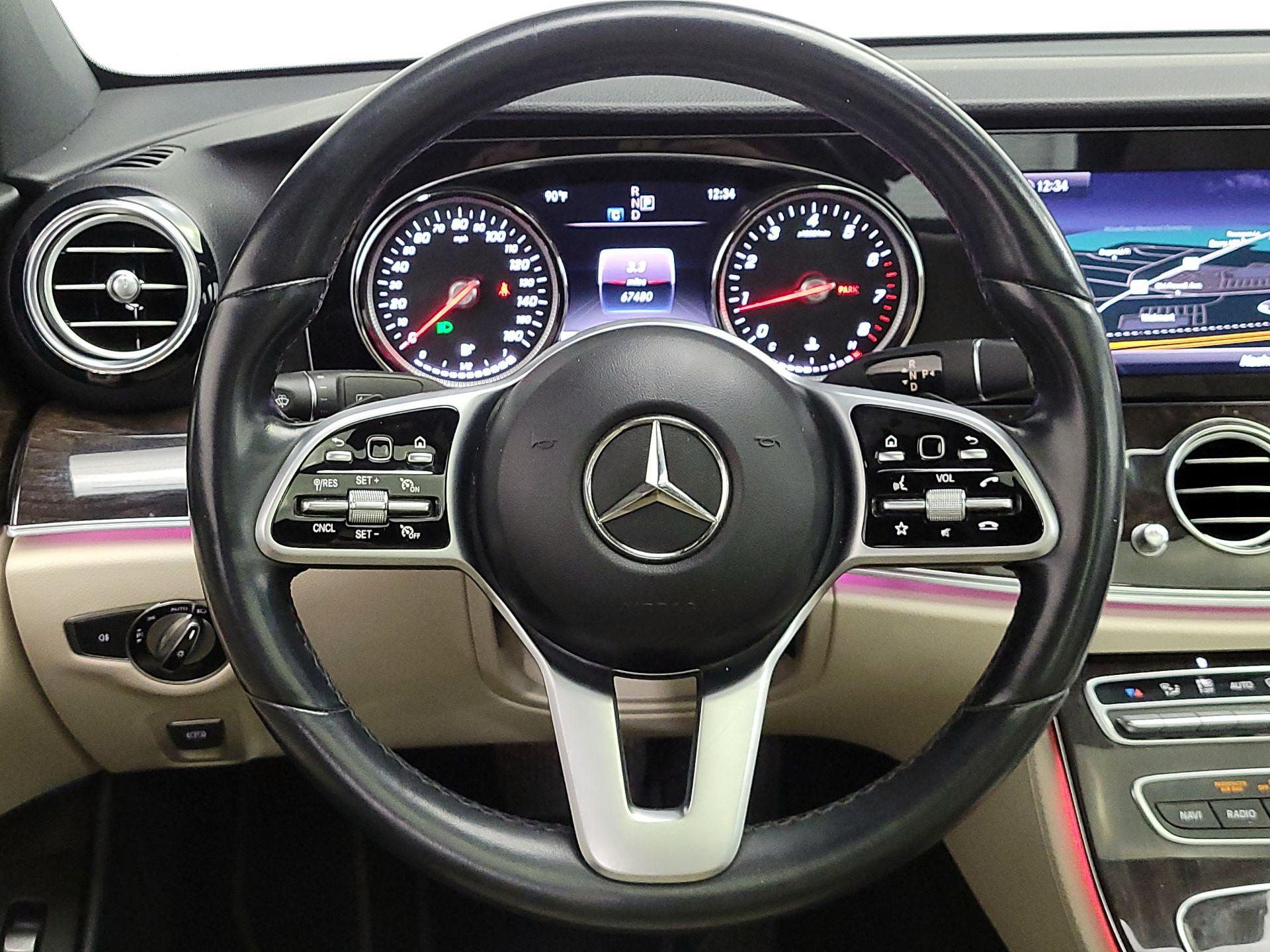 Thumbnail: 2019 Mercedes-Benz E-Class - 10
