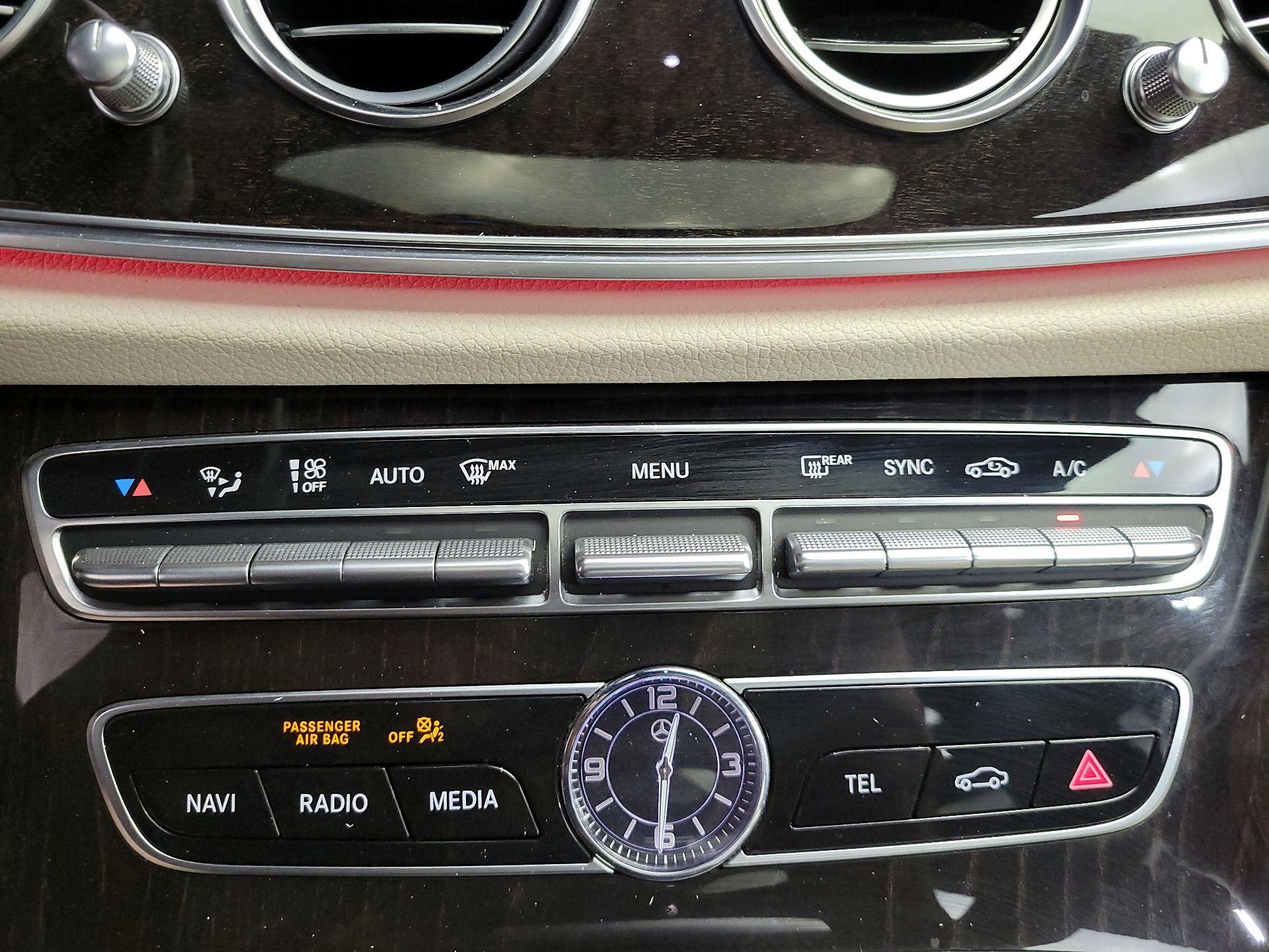 Thumbnail: 2019 Mercedes-Benz E-Class - 17